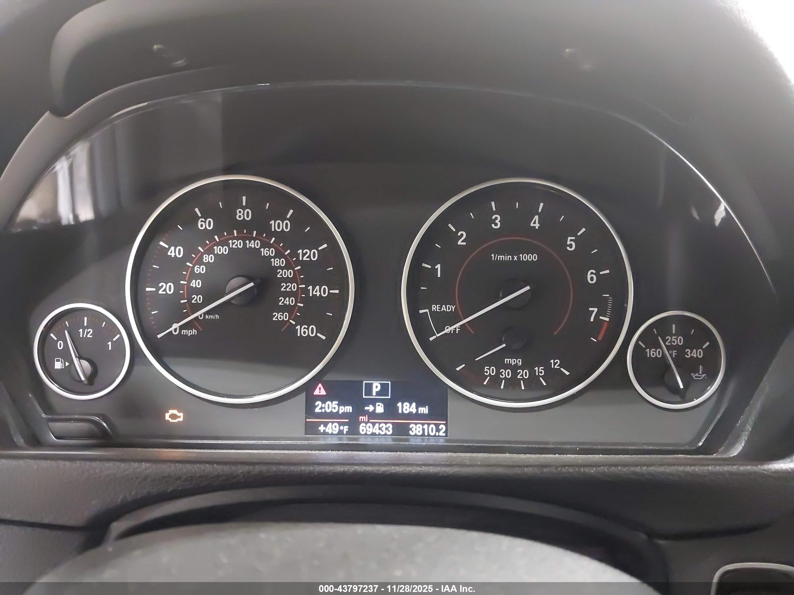 BMW 330I image 7