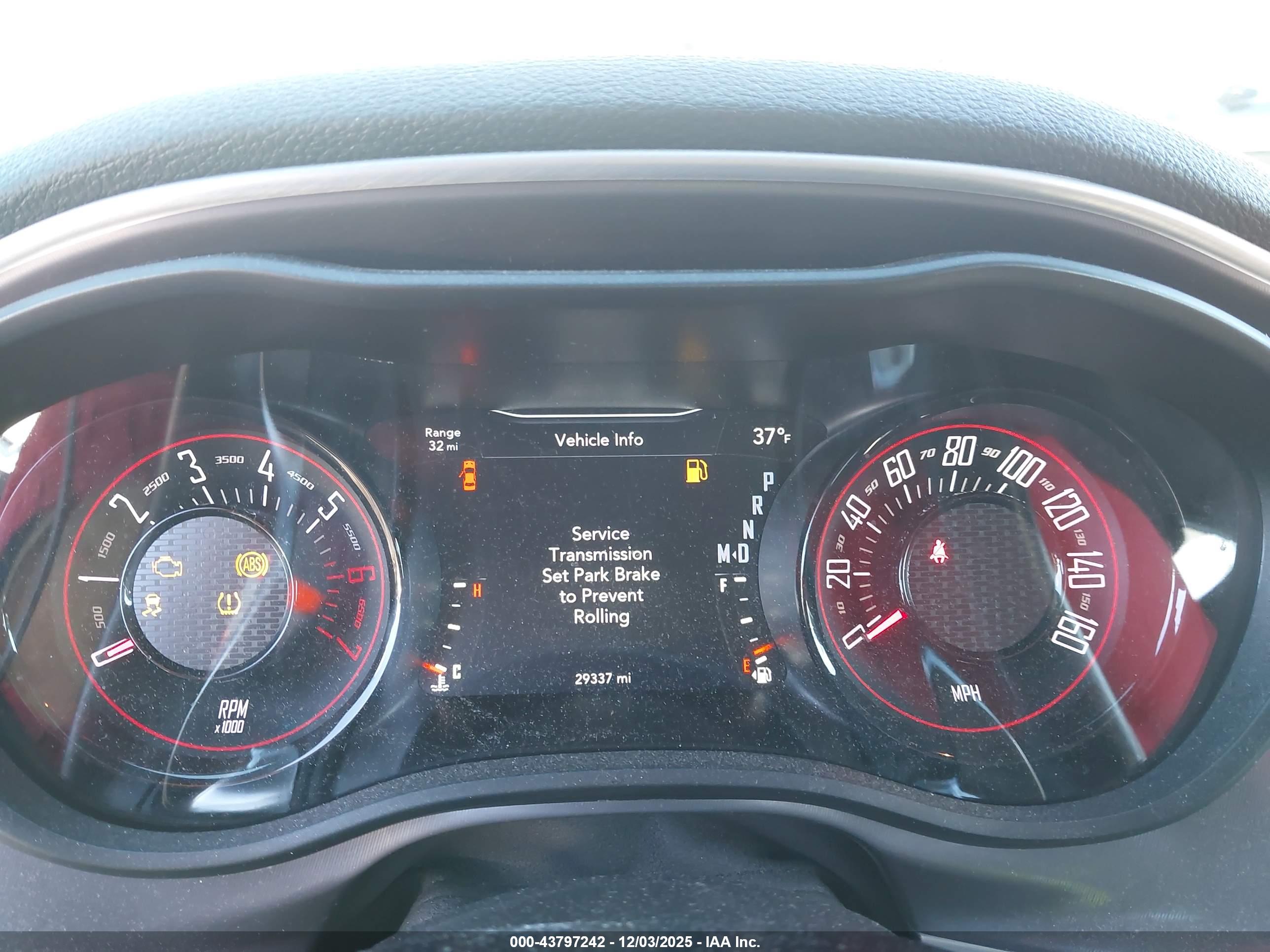DODGE CHALLENGER image 7