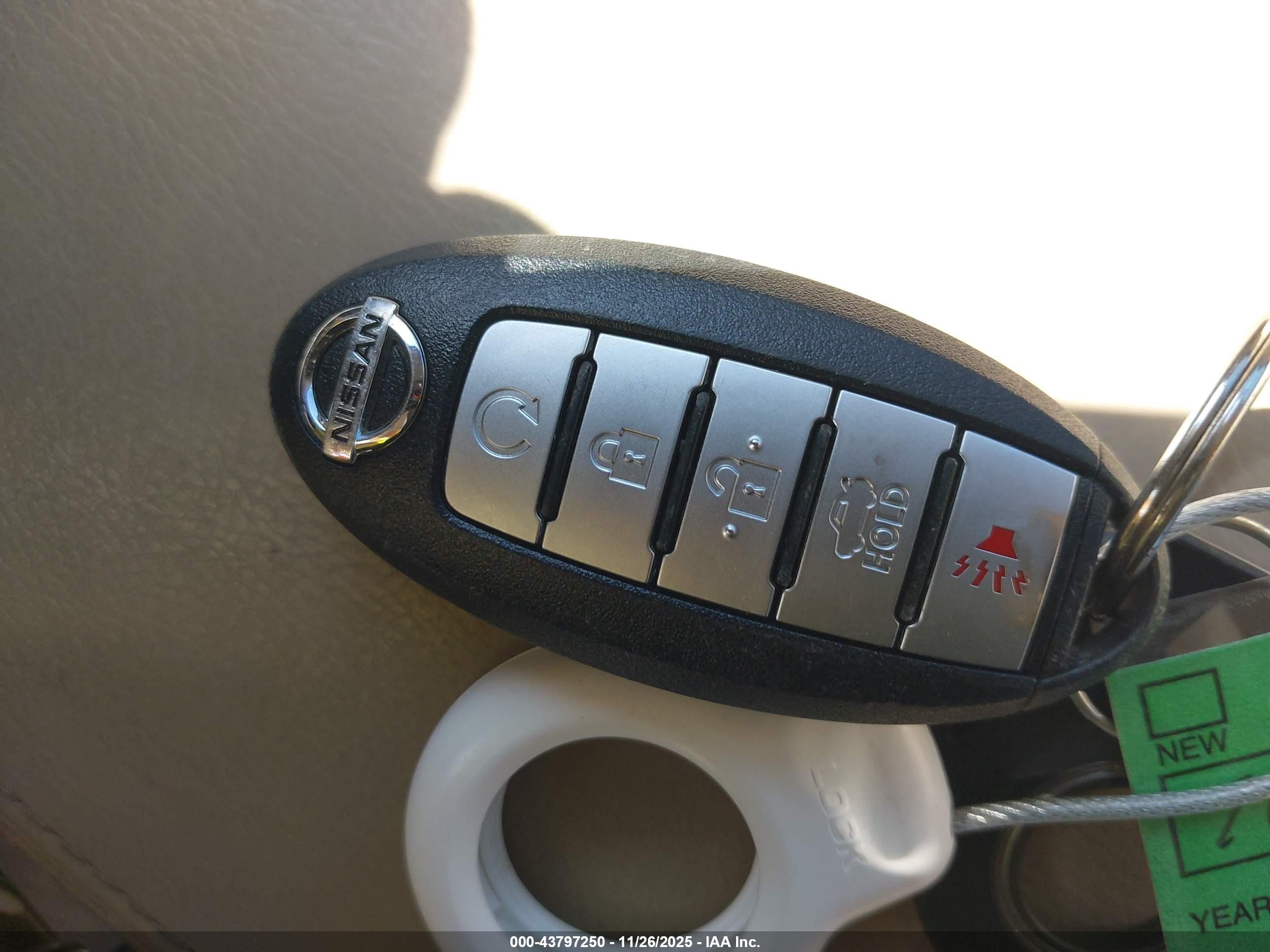 NISSAN ALTIMA image 11
