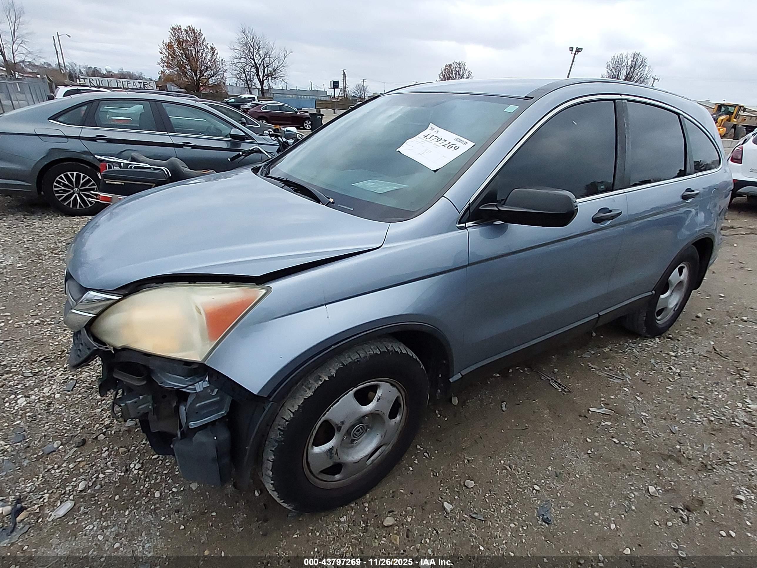 HONDA CR-V image 2