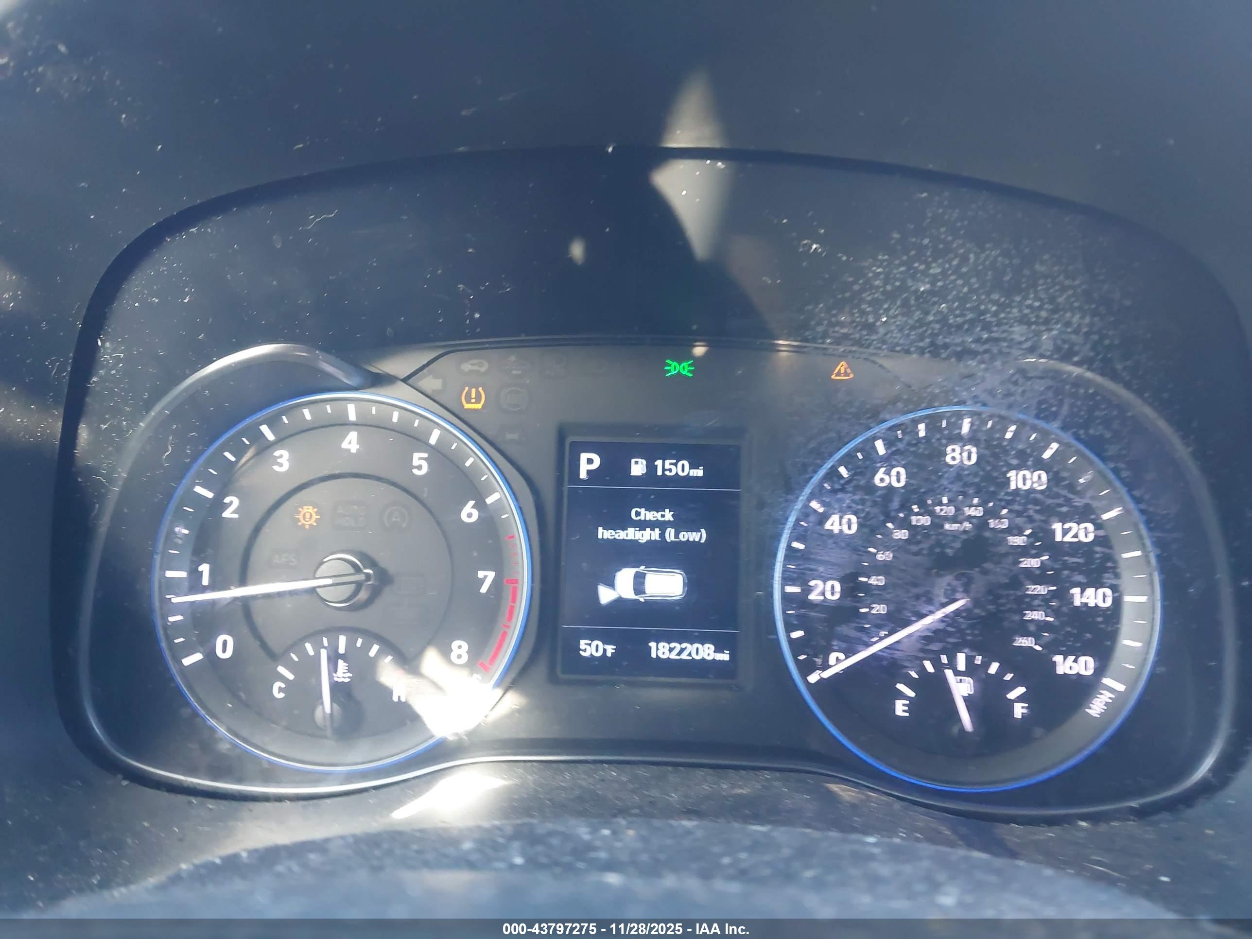 HYUNDAI KONA image 7