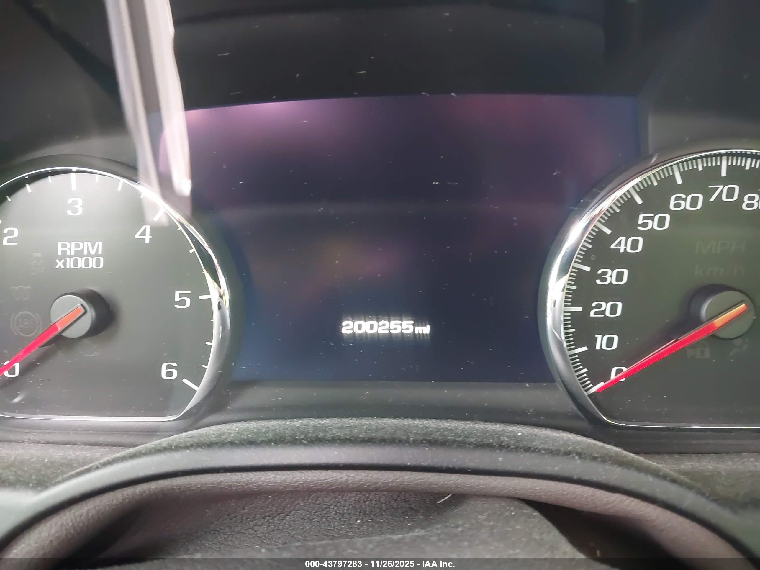 GMC YUKON image 7