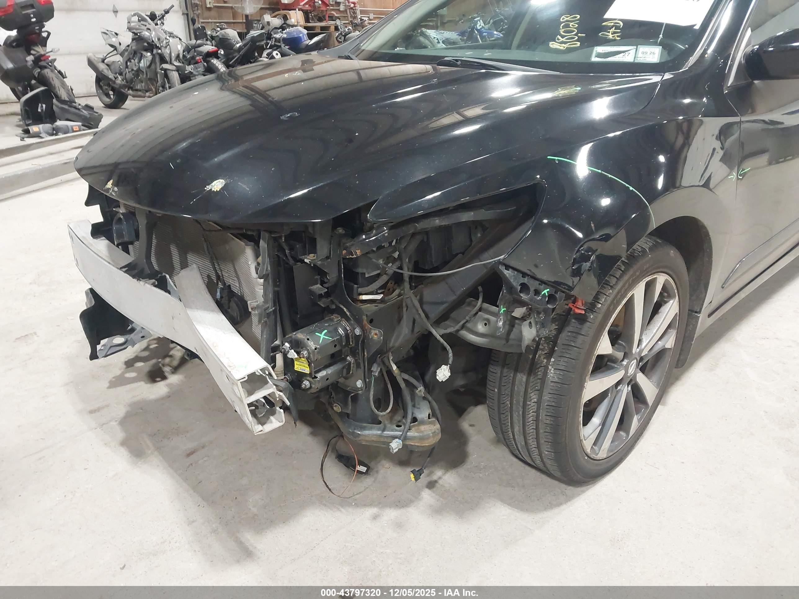 NISSAN ALTIMA image 6