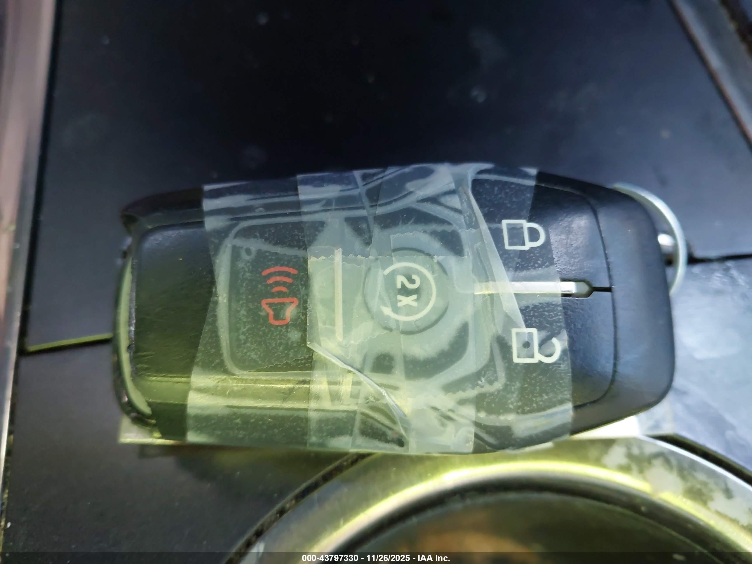 LINCOLN MKC image 11
