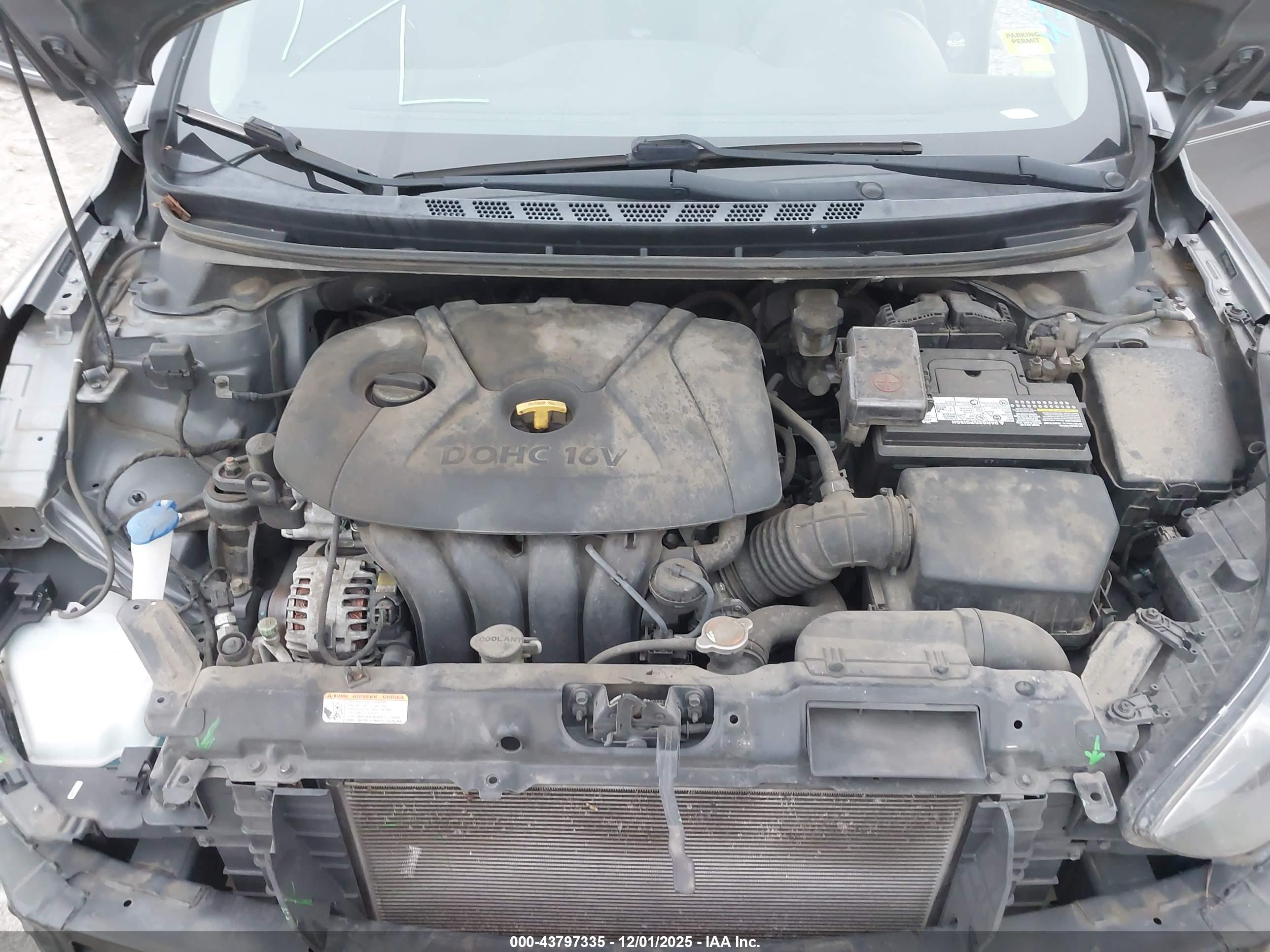 HYUNDAI ELANTRA image 10
