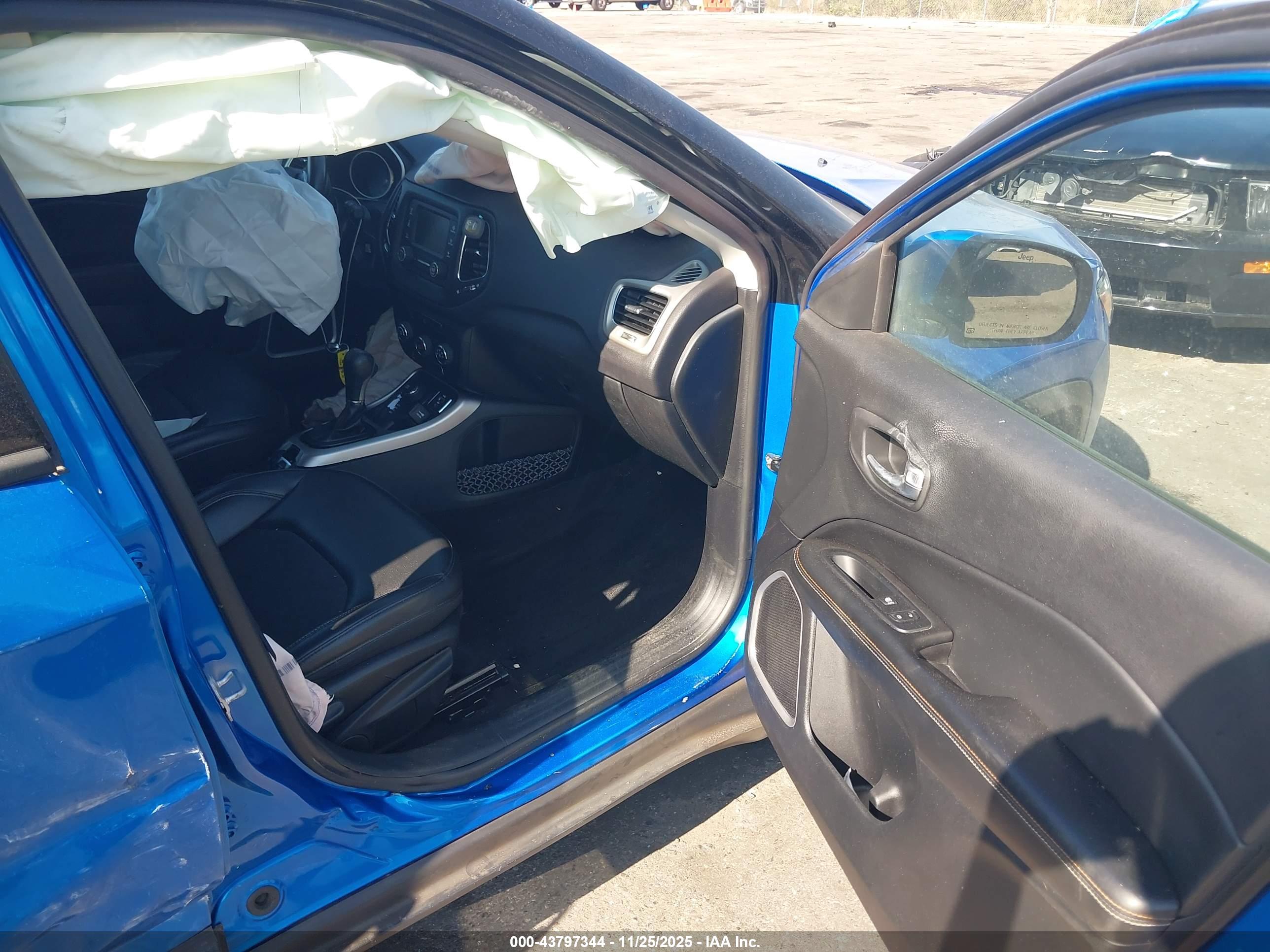 JEEP COMPASS image 5