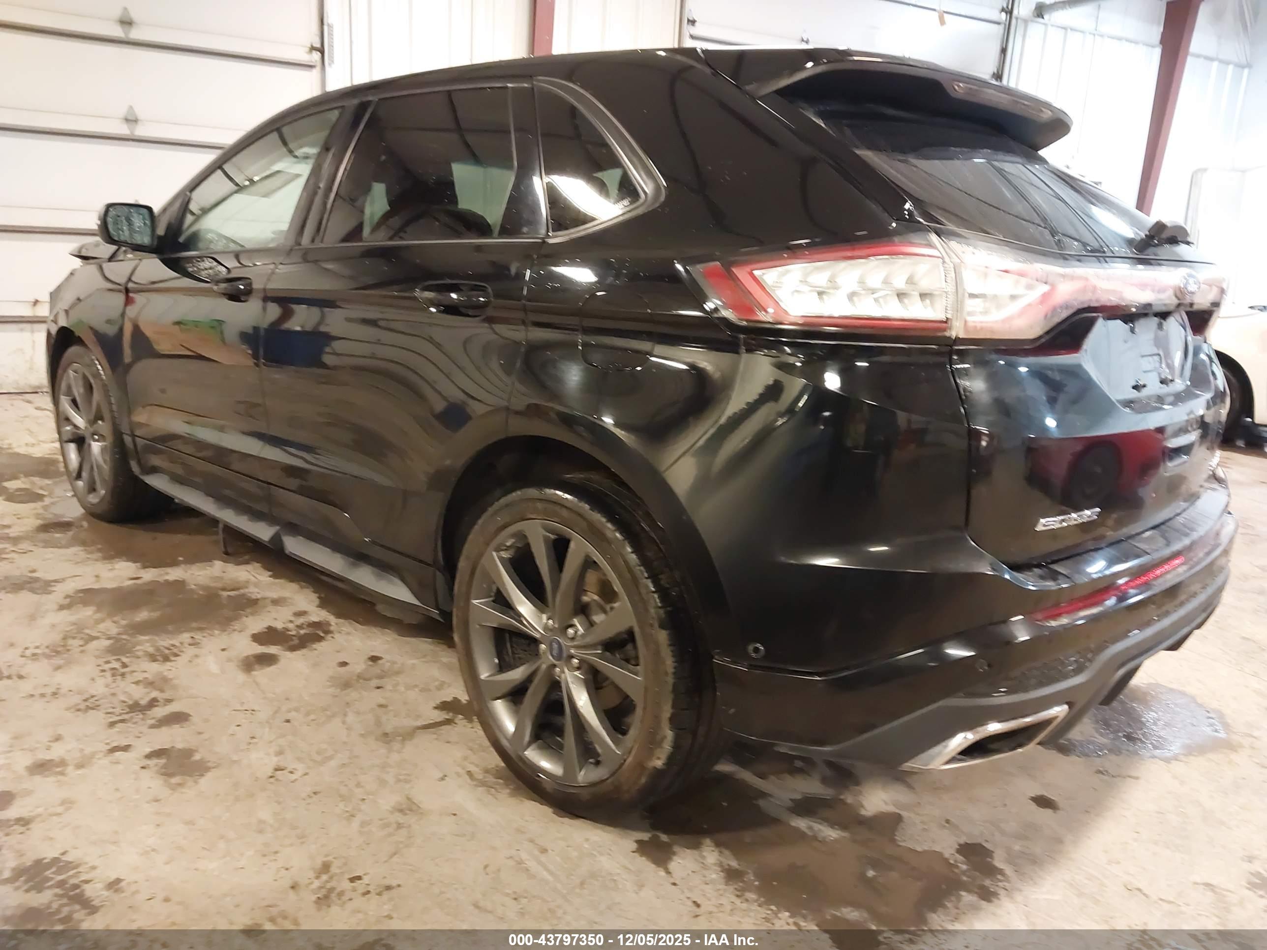 FORD EDGE image 3