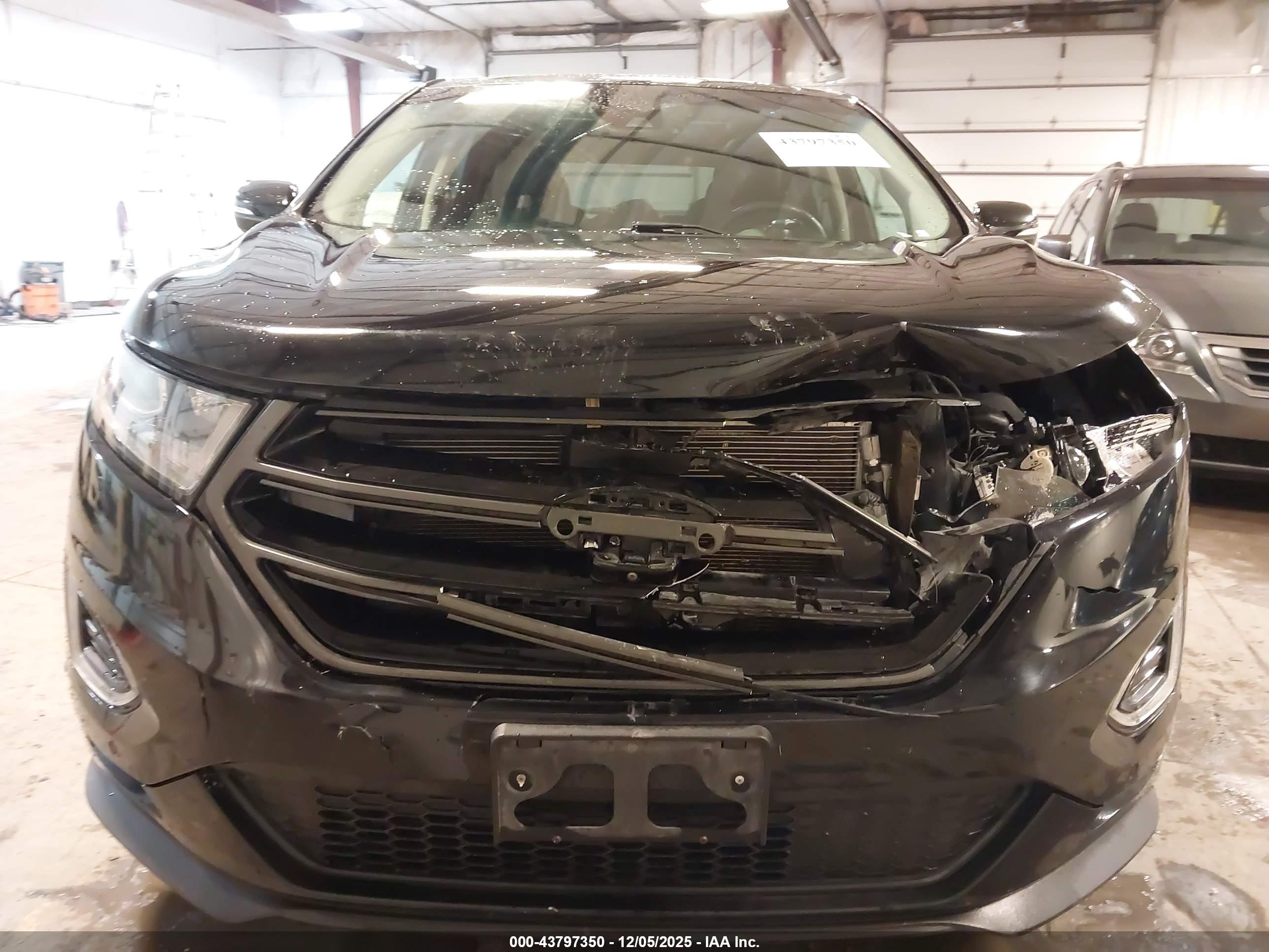 FORD EDGE image 6