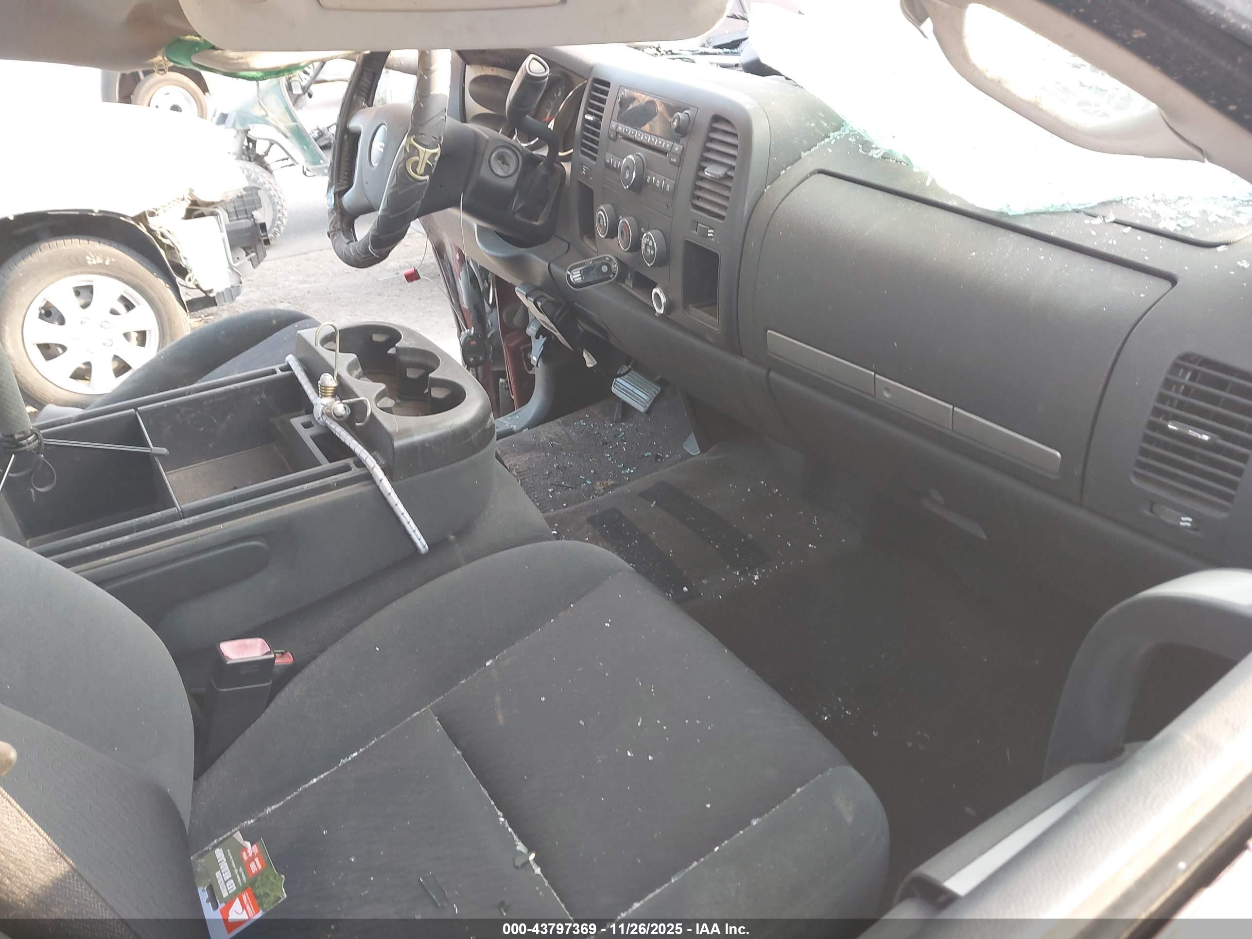 GMC SIERRA image 5
