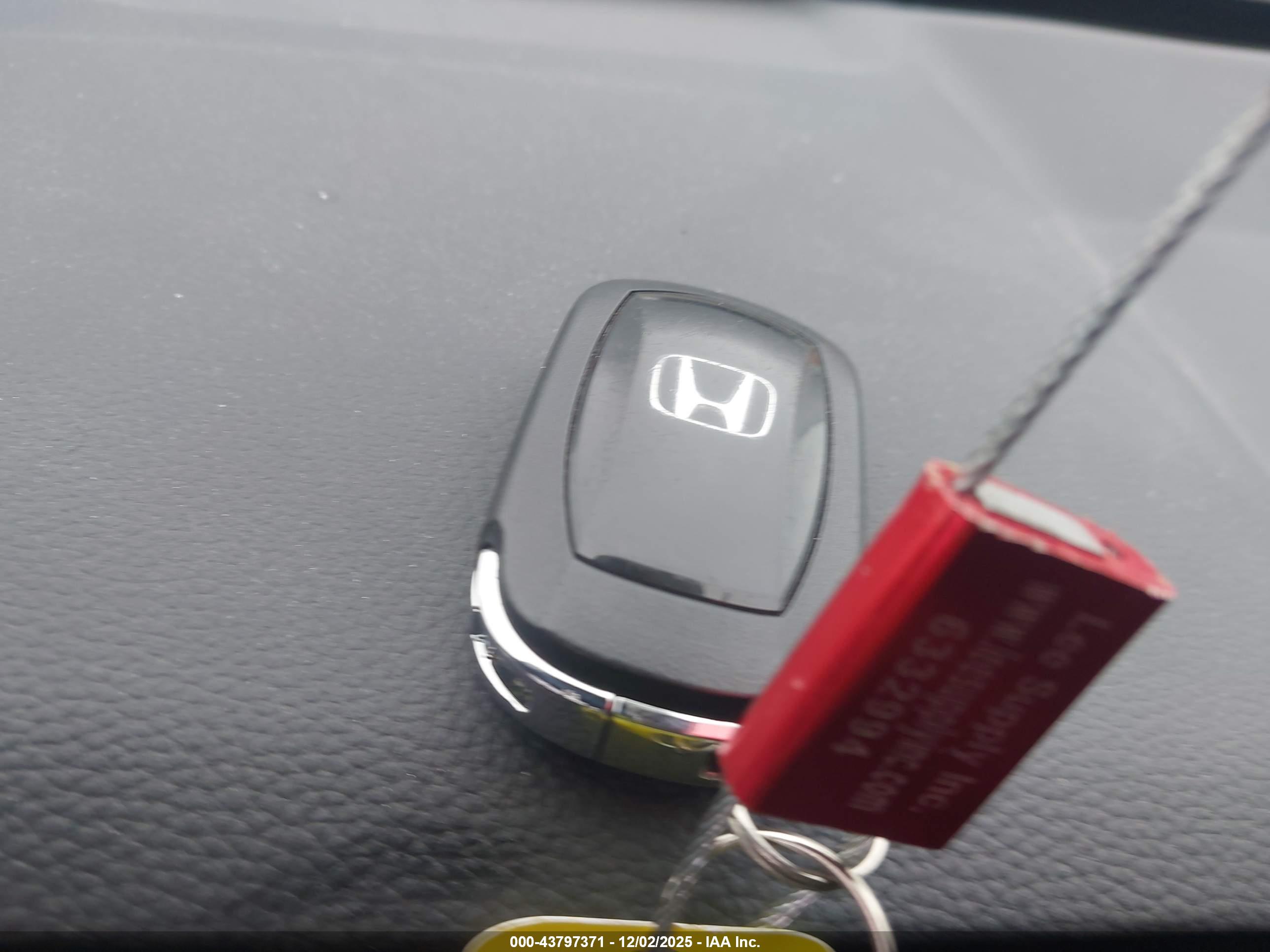 HONDA ACCORD image 11