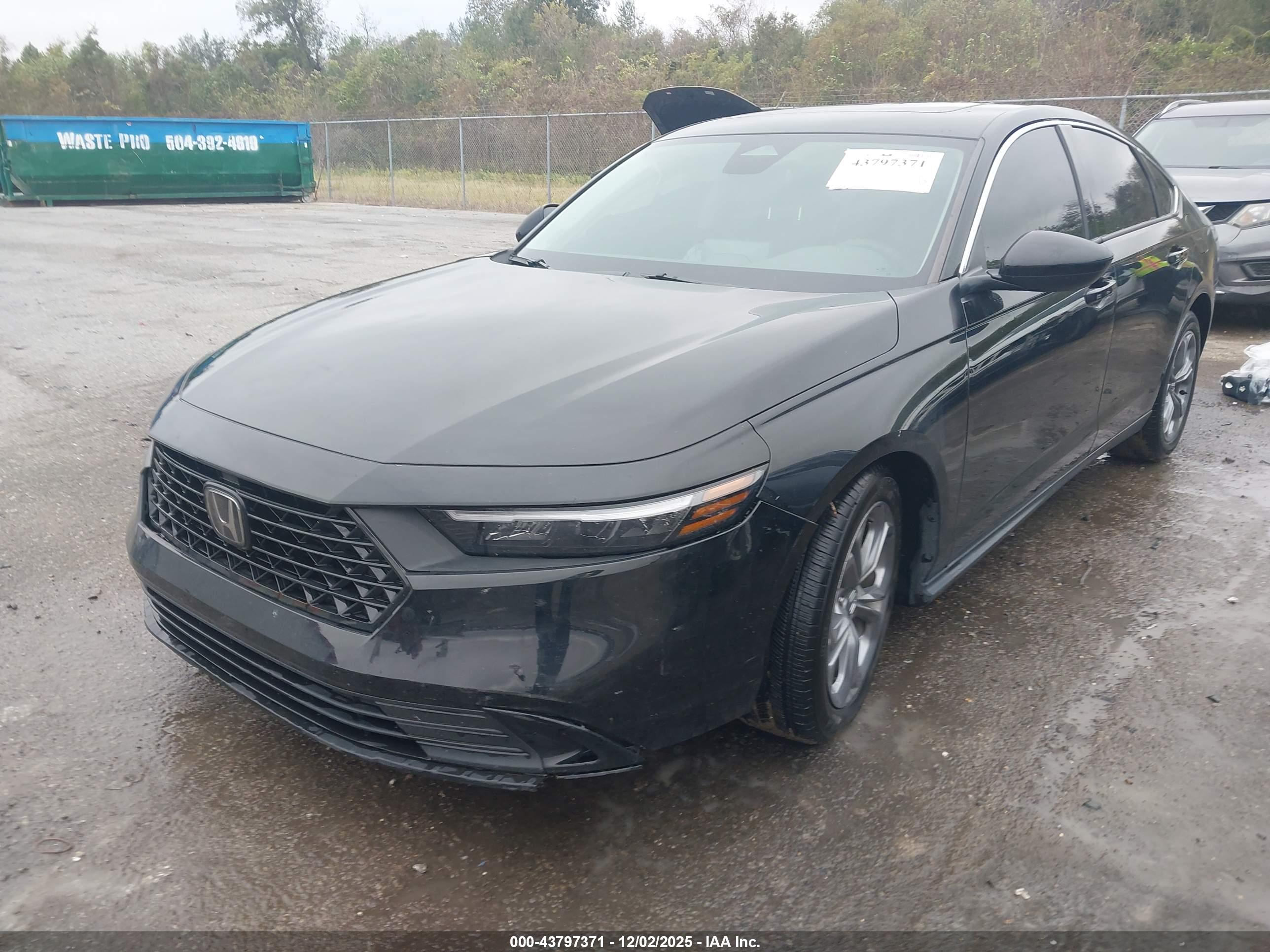 HONDA ACCORD image 2