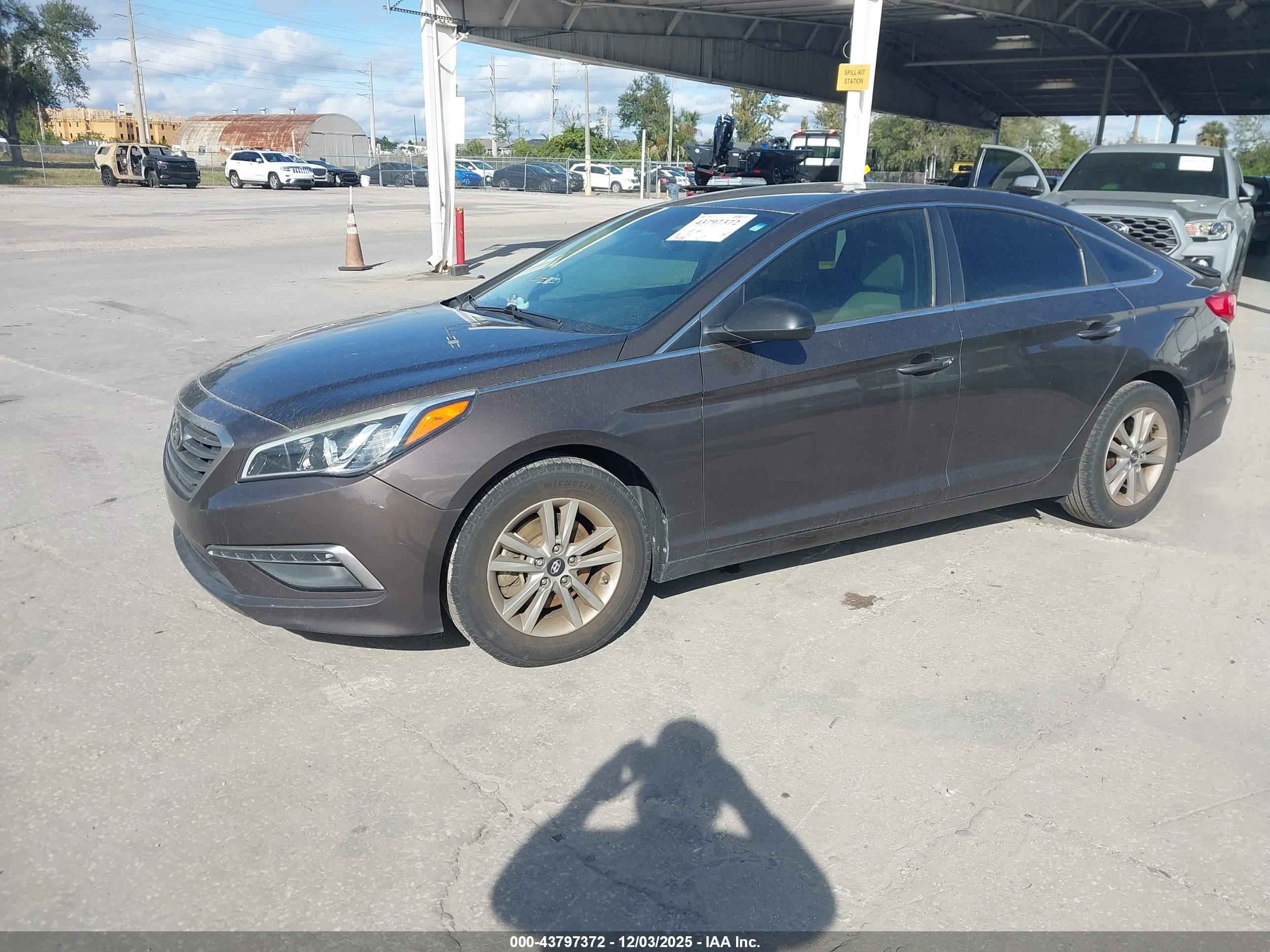 HYUNDAI SONATA image 2