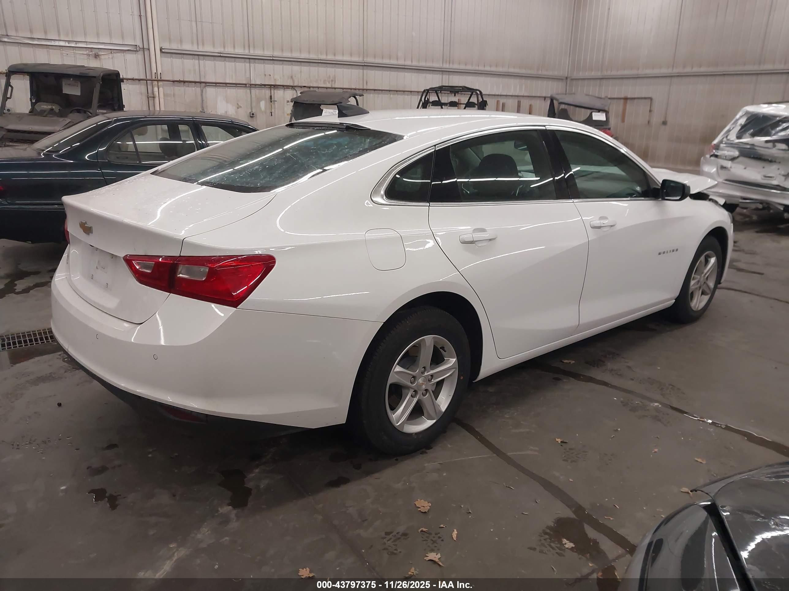 CHEVROLET MALIBU image 4