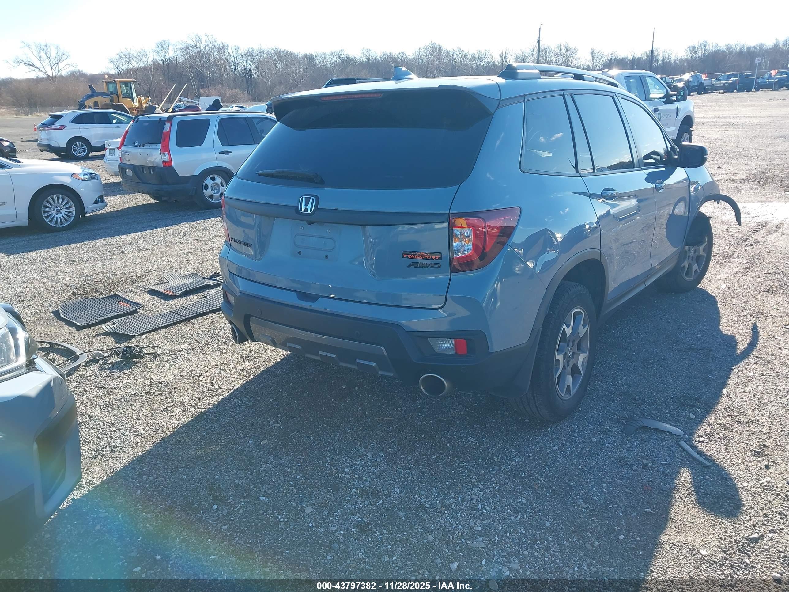 HONDA PASSPORT image 4