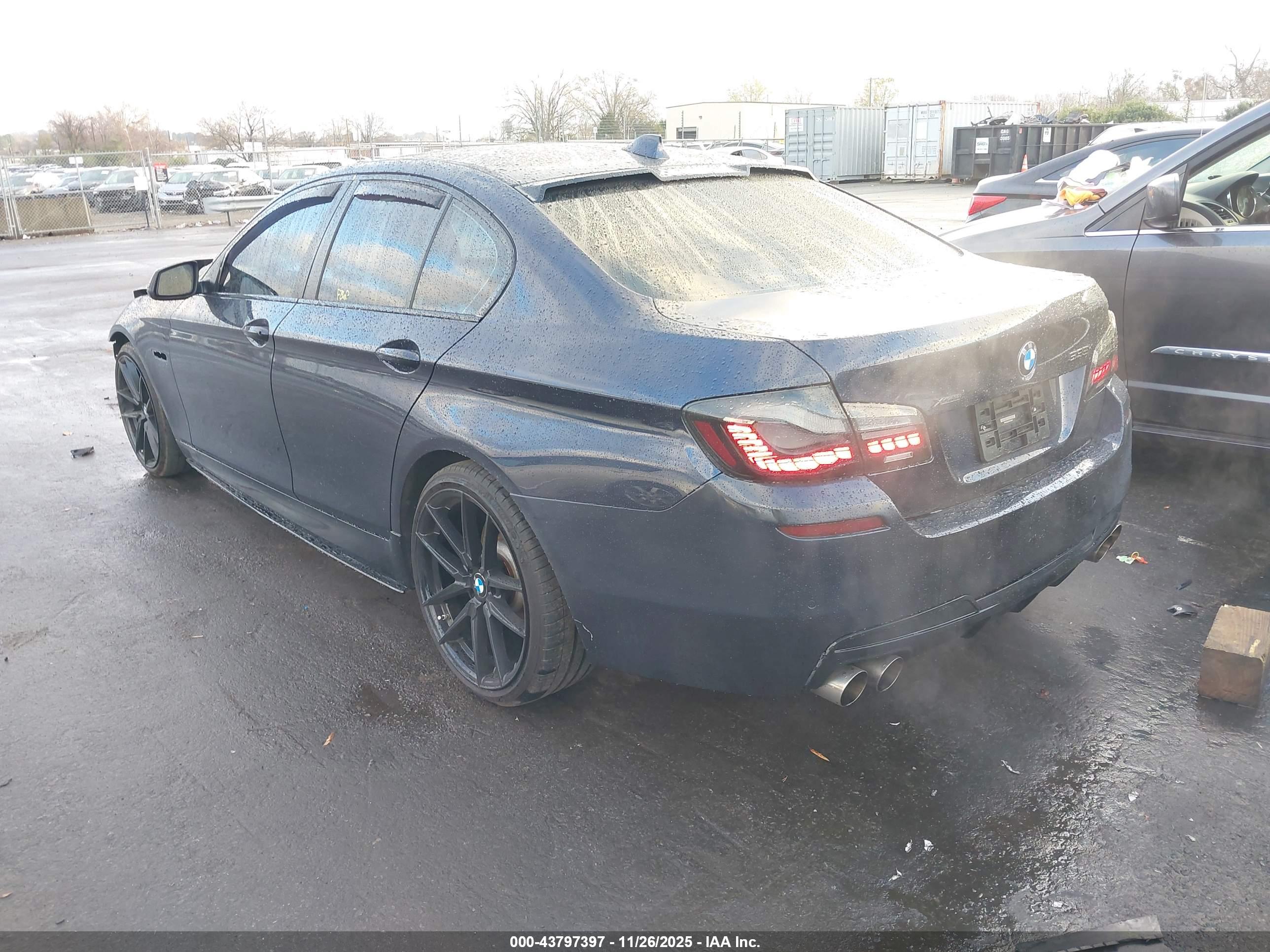 BMW 535I image 3