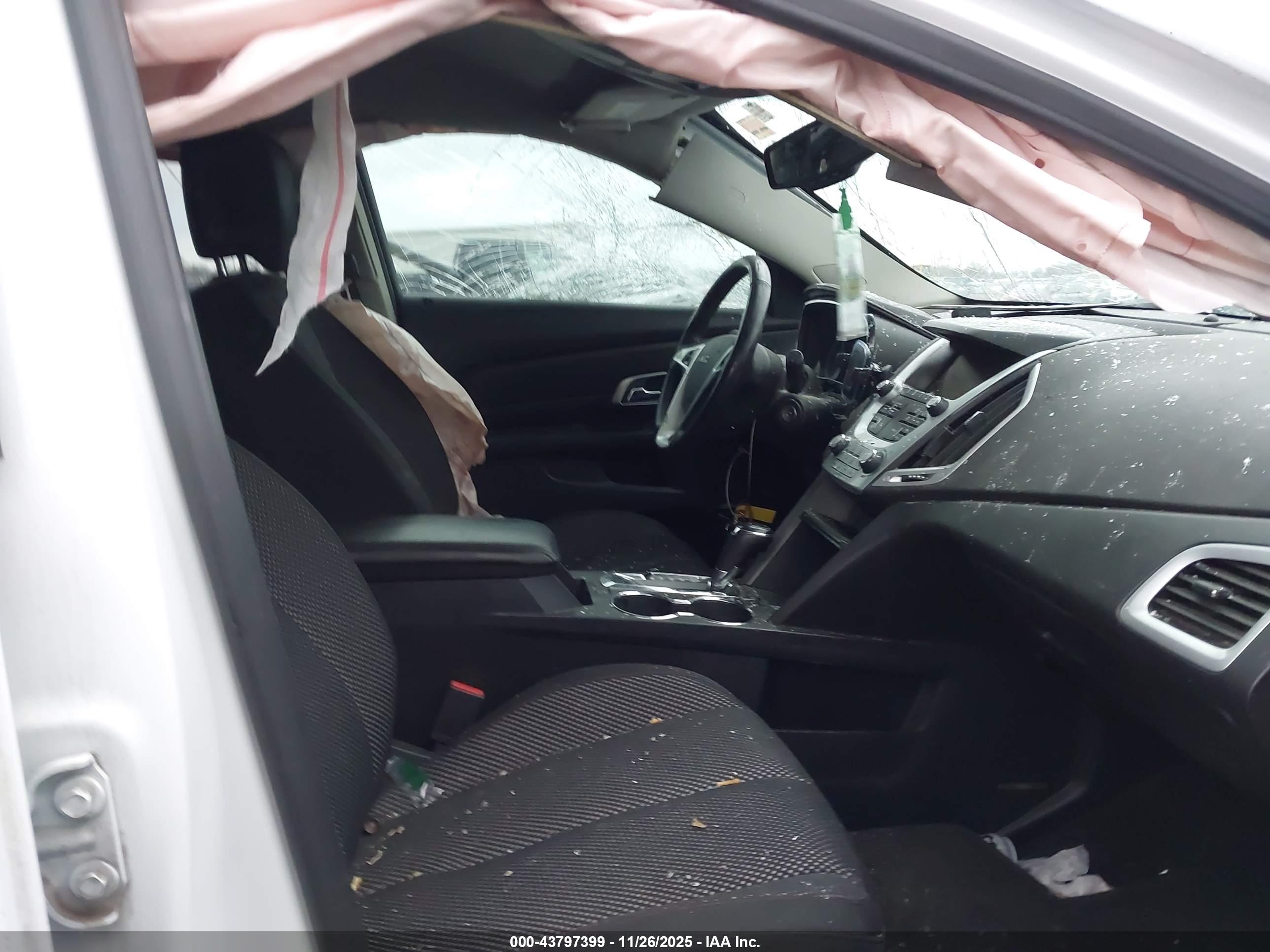 GMC TERRAIN image 5