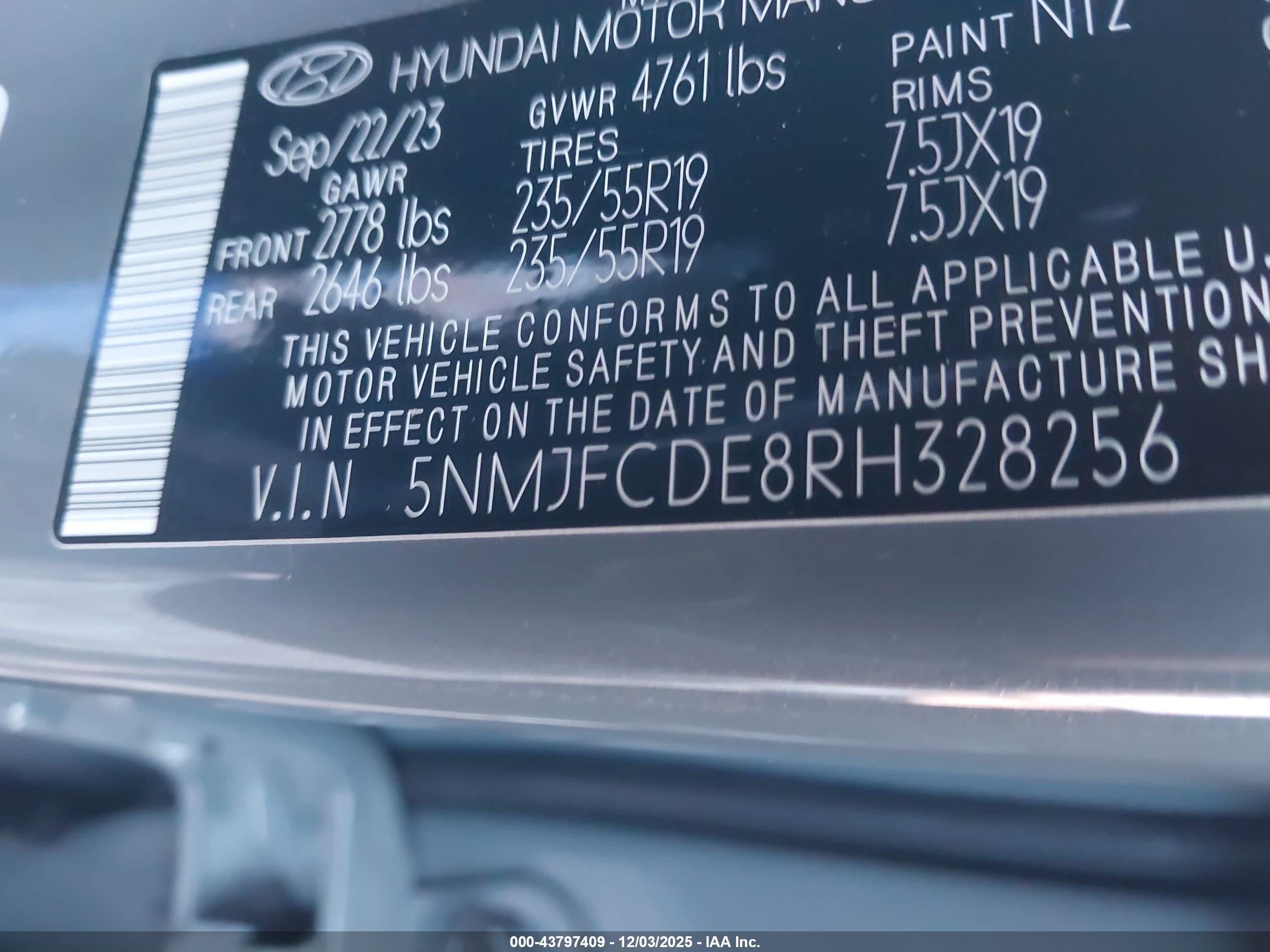 HYUNDAI TUCSON image 9