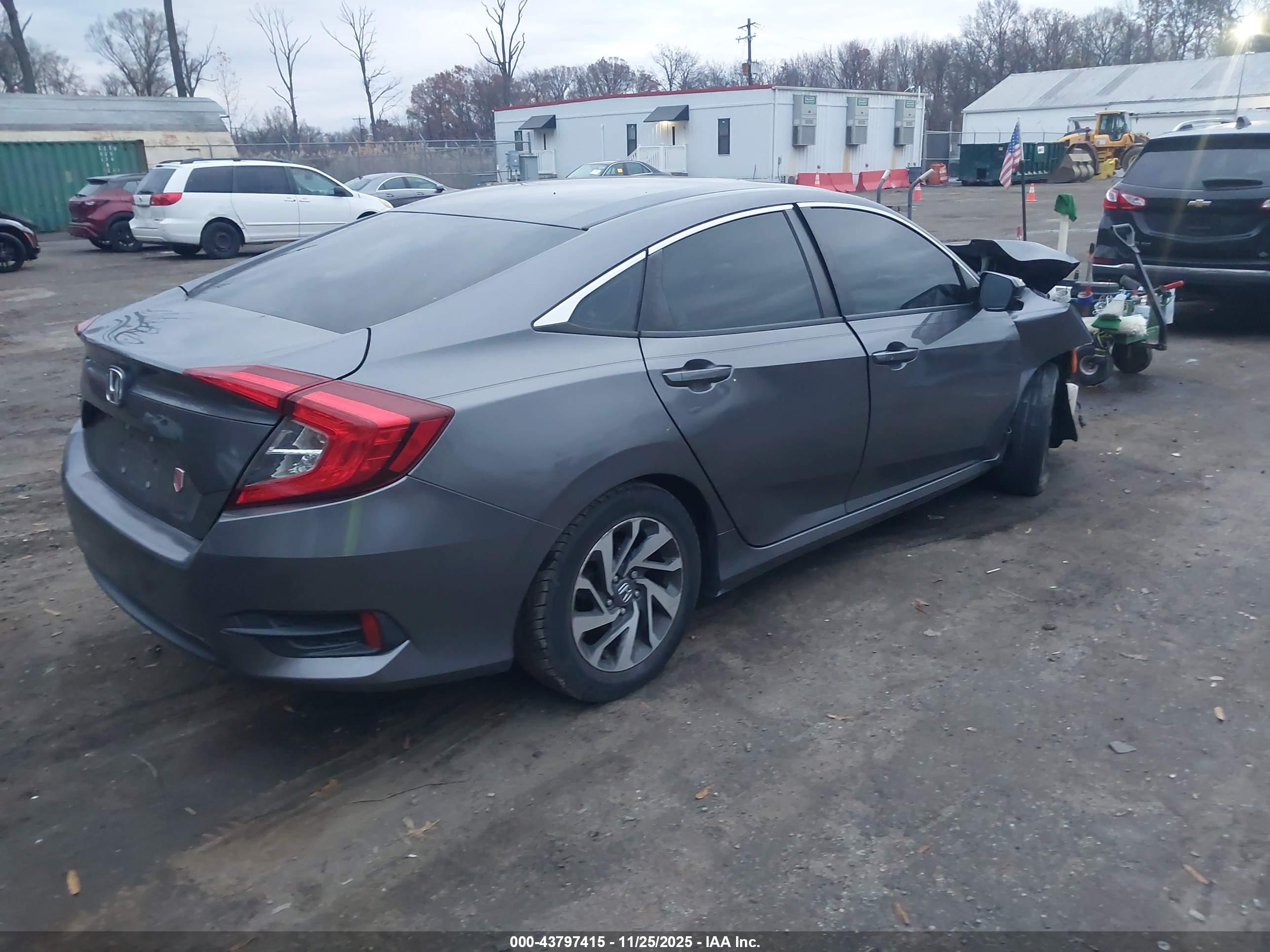 HONDA CIVIC image 4