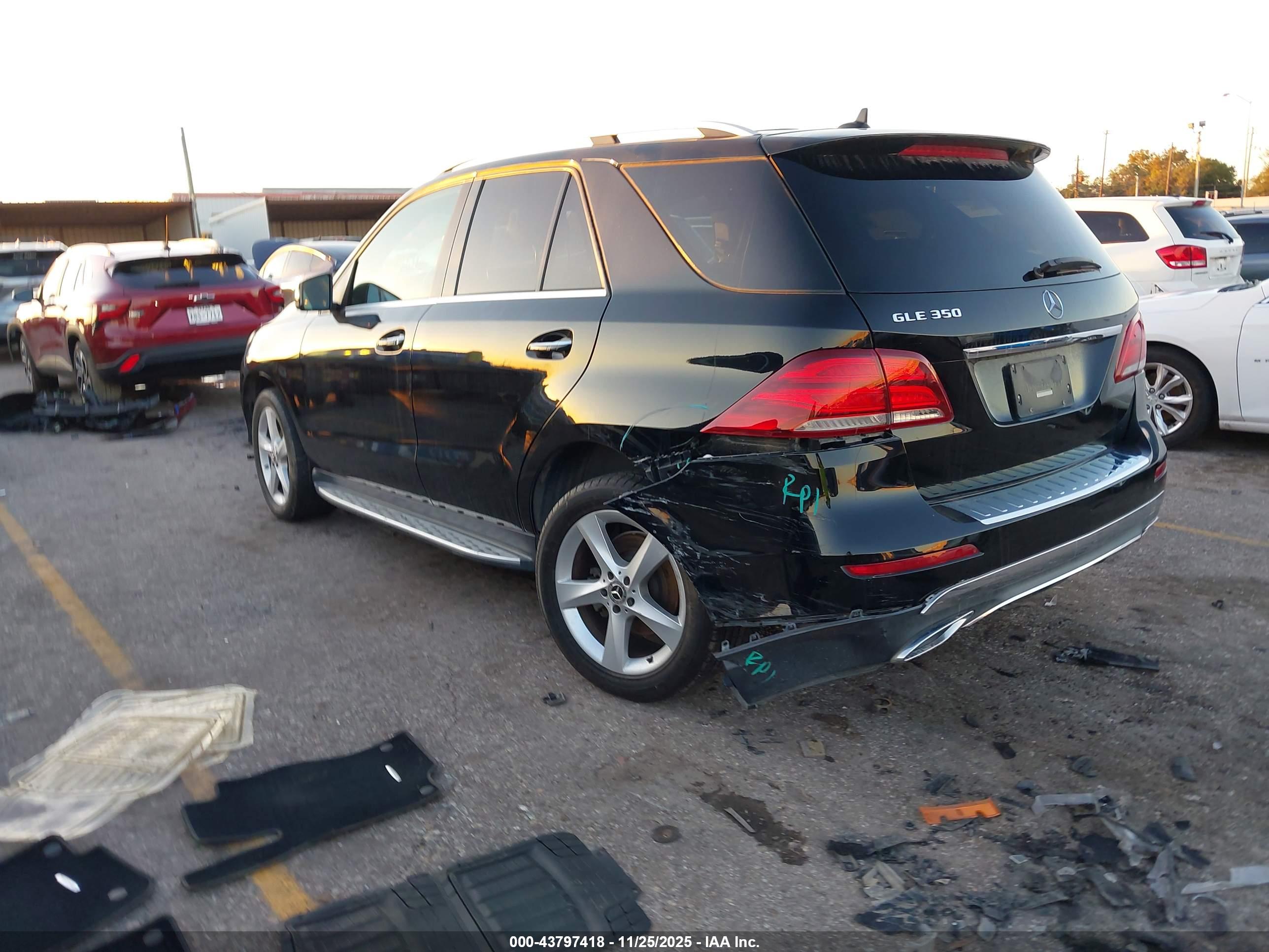 MERCEDES-BENZ GLE image 3