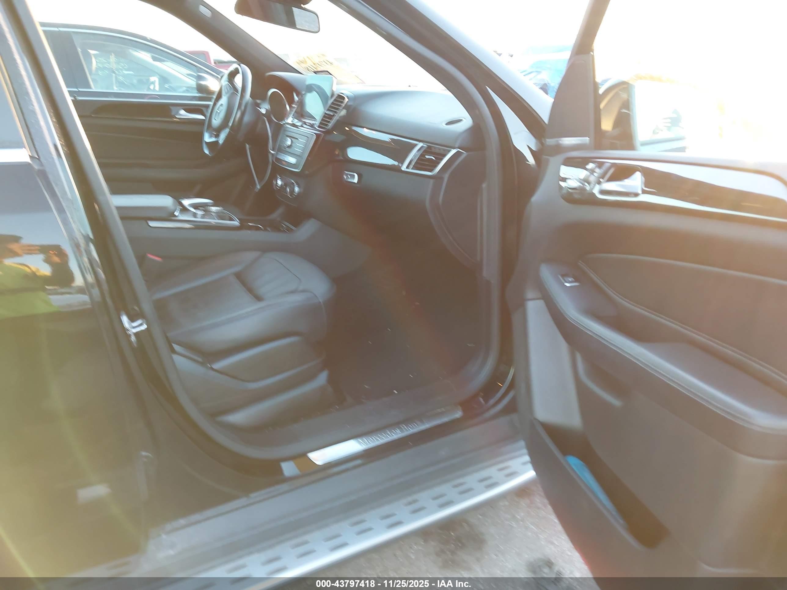 MERCEDES-BENZ GLE image 5