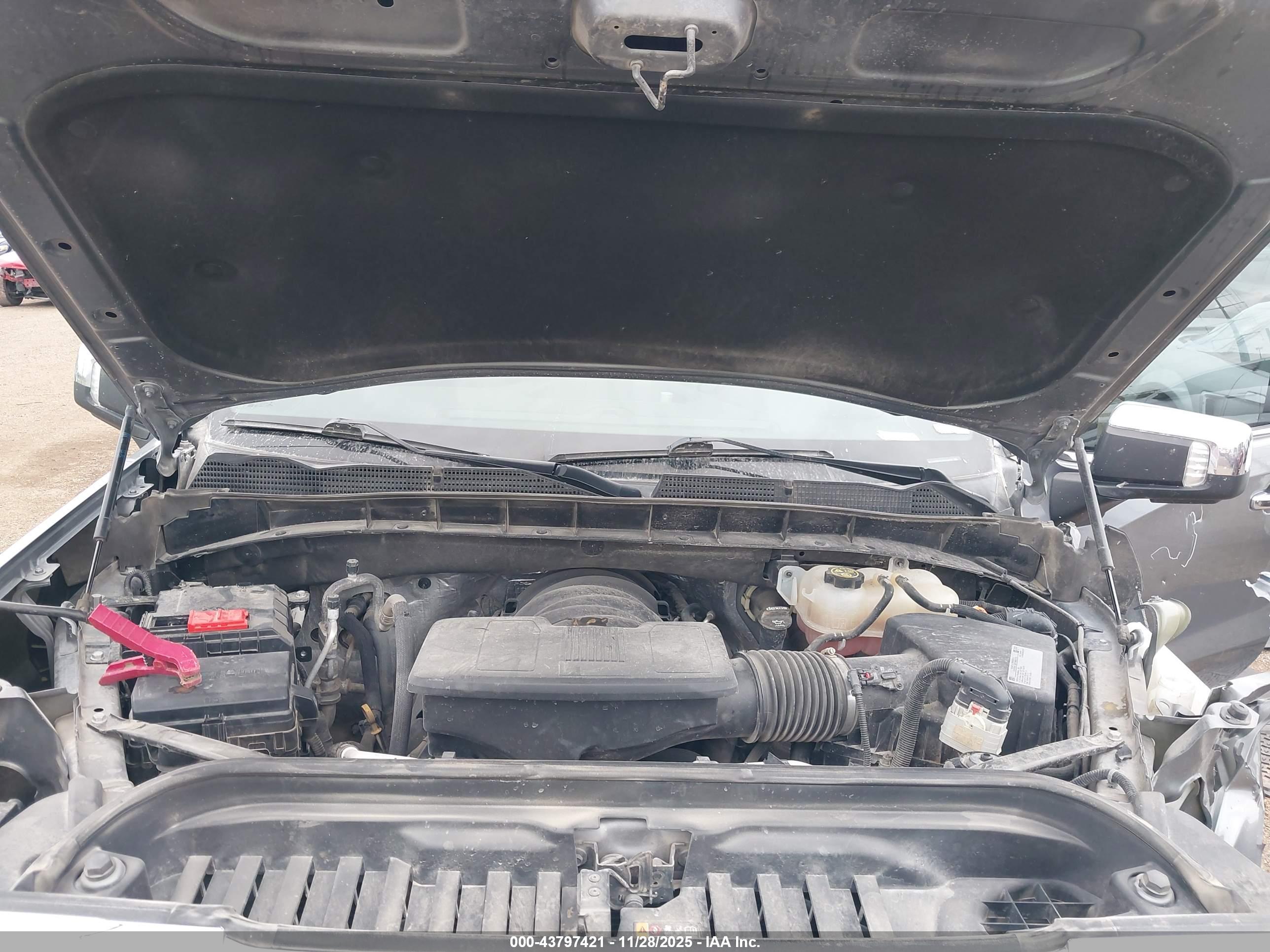 GMC SIERRA image 10
