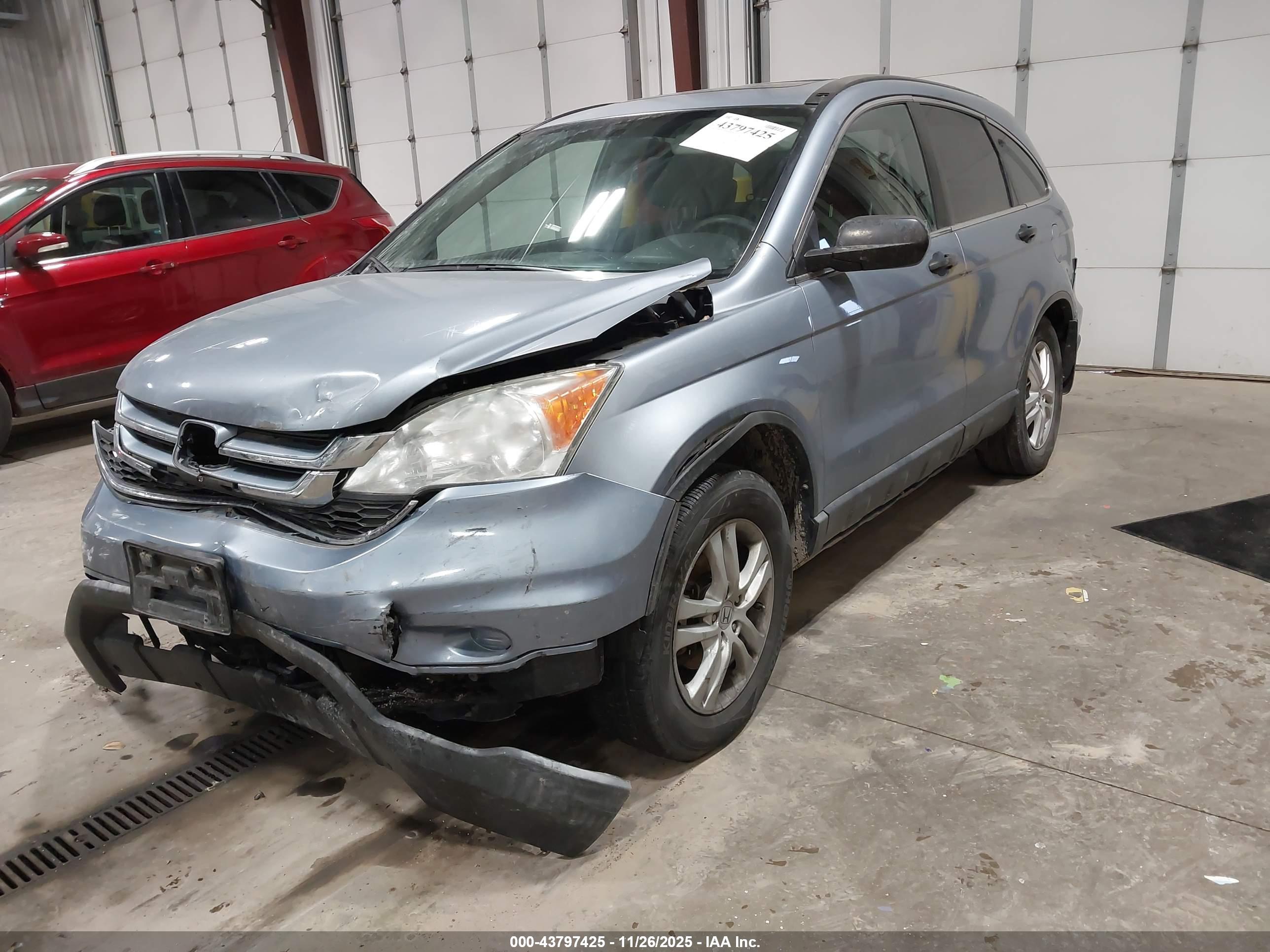 HONDA CR-V image 2