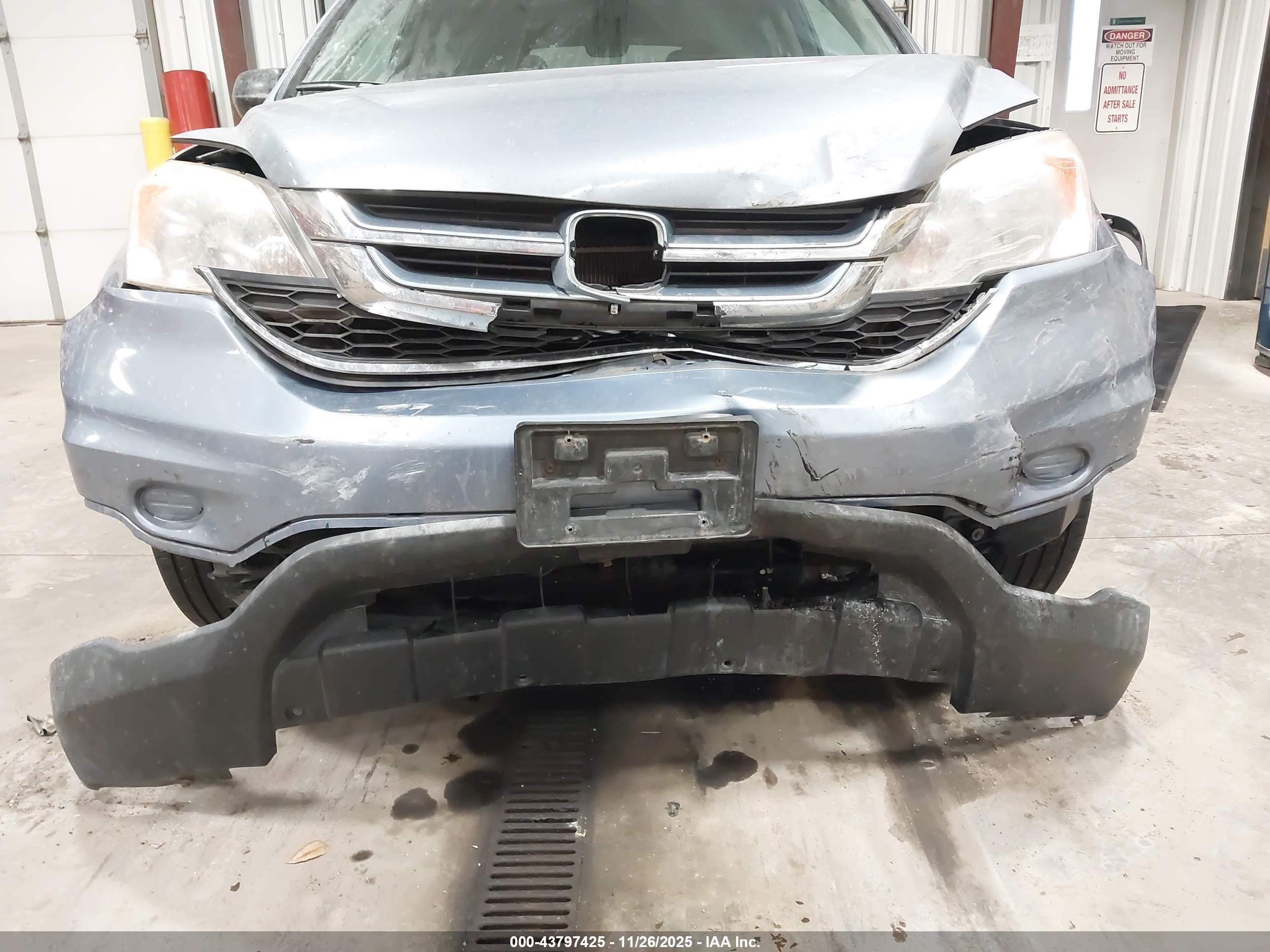 HONDA CR-V image 6