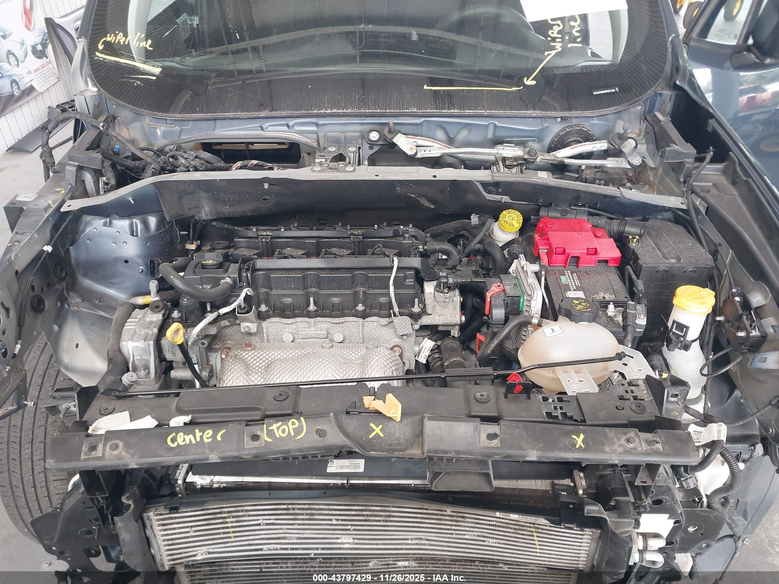 JEEP RENEGADE image 10