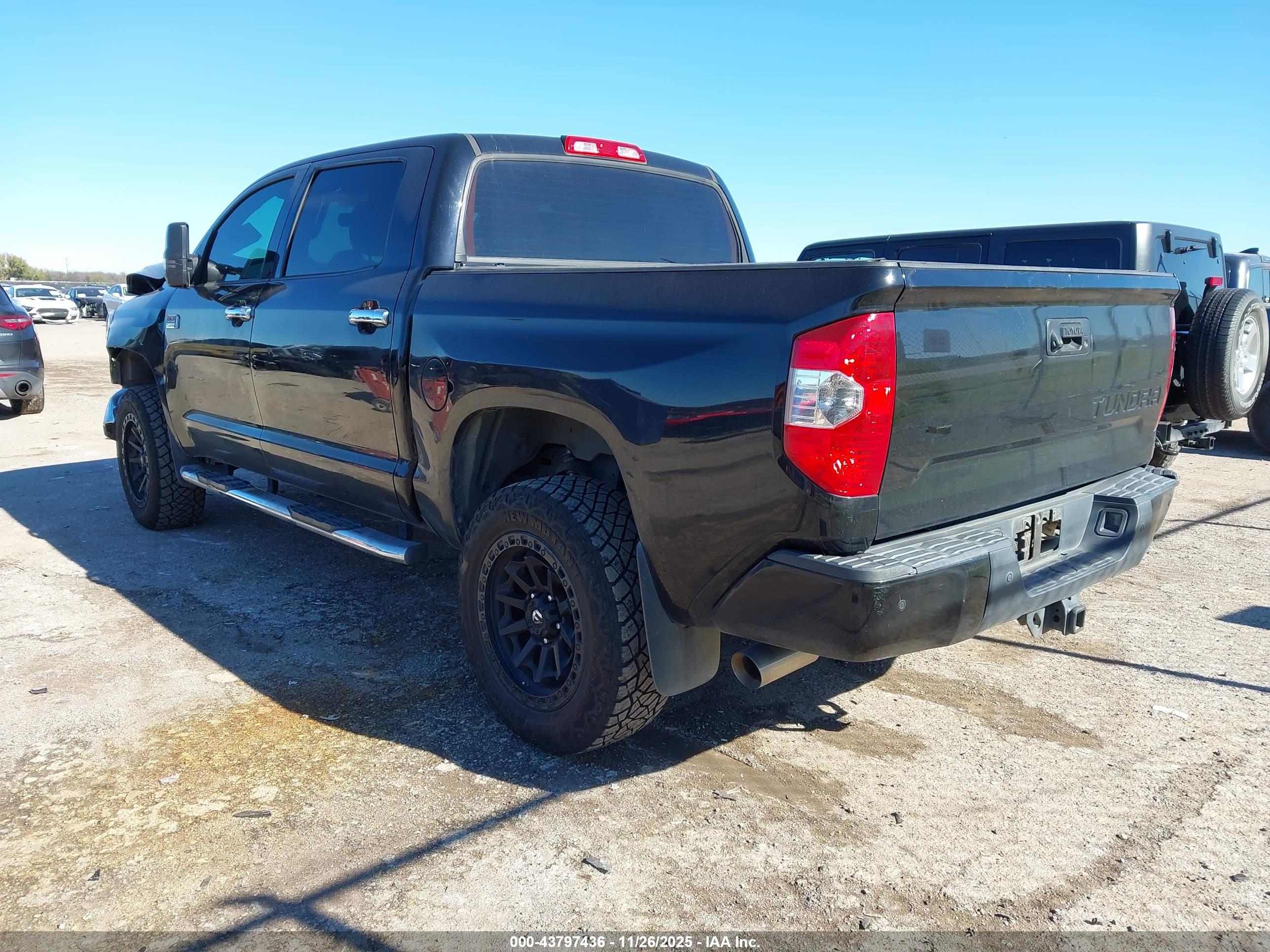 TOYOTA TUNDRA image 3