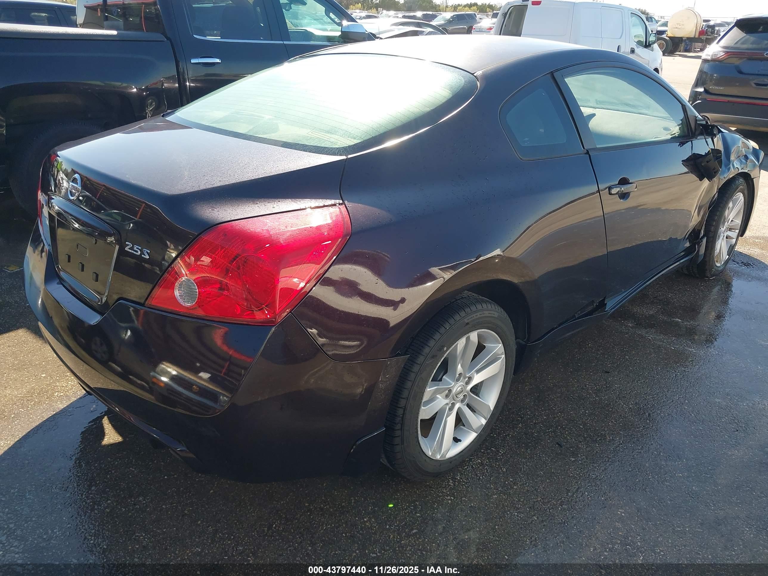 NISSAN ALTIMA image 4
