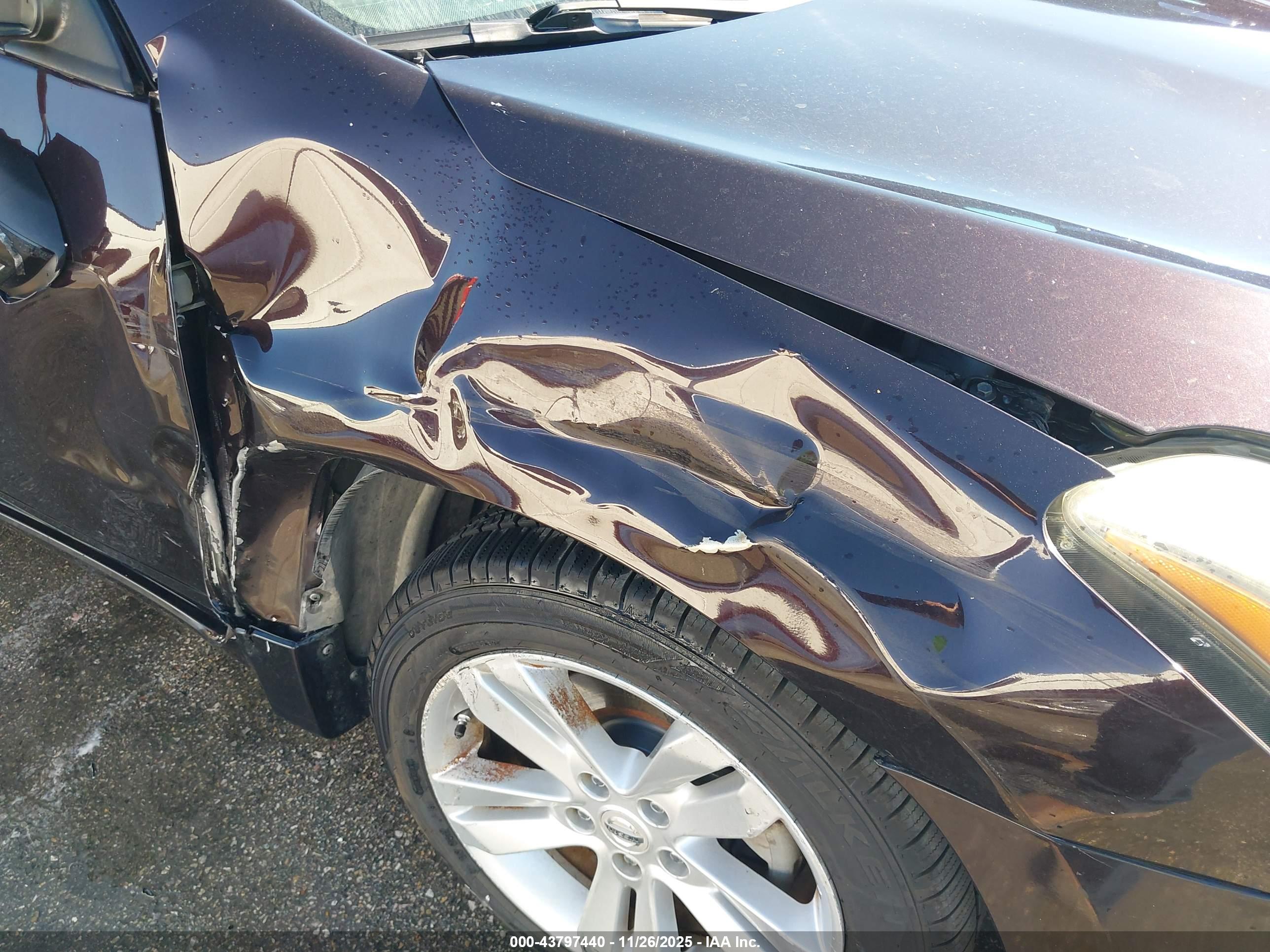 NISSAN ALTIMA image 6