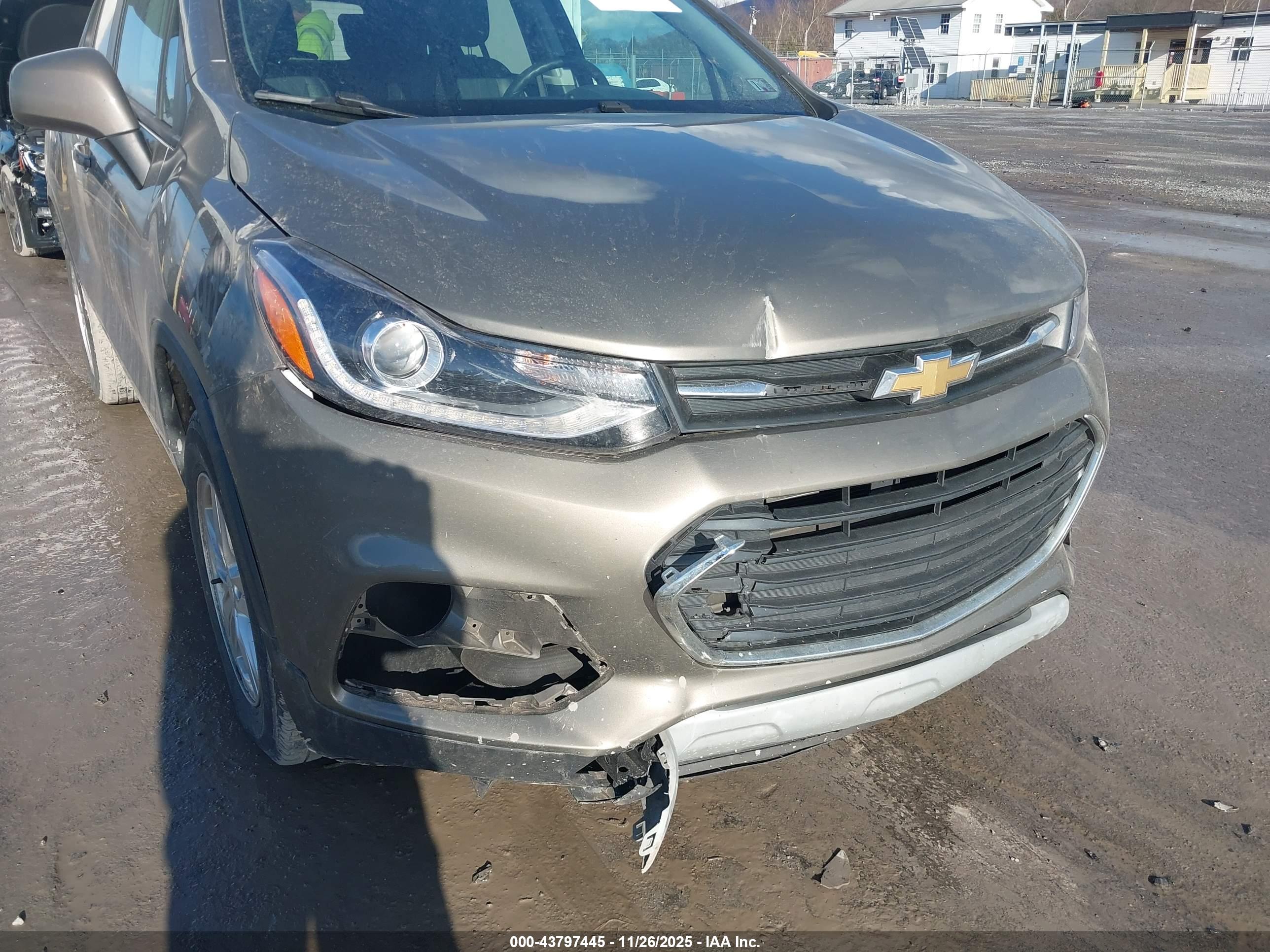 CHEVROLET TRAX image 6