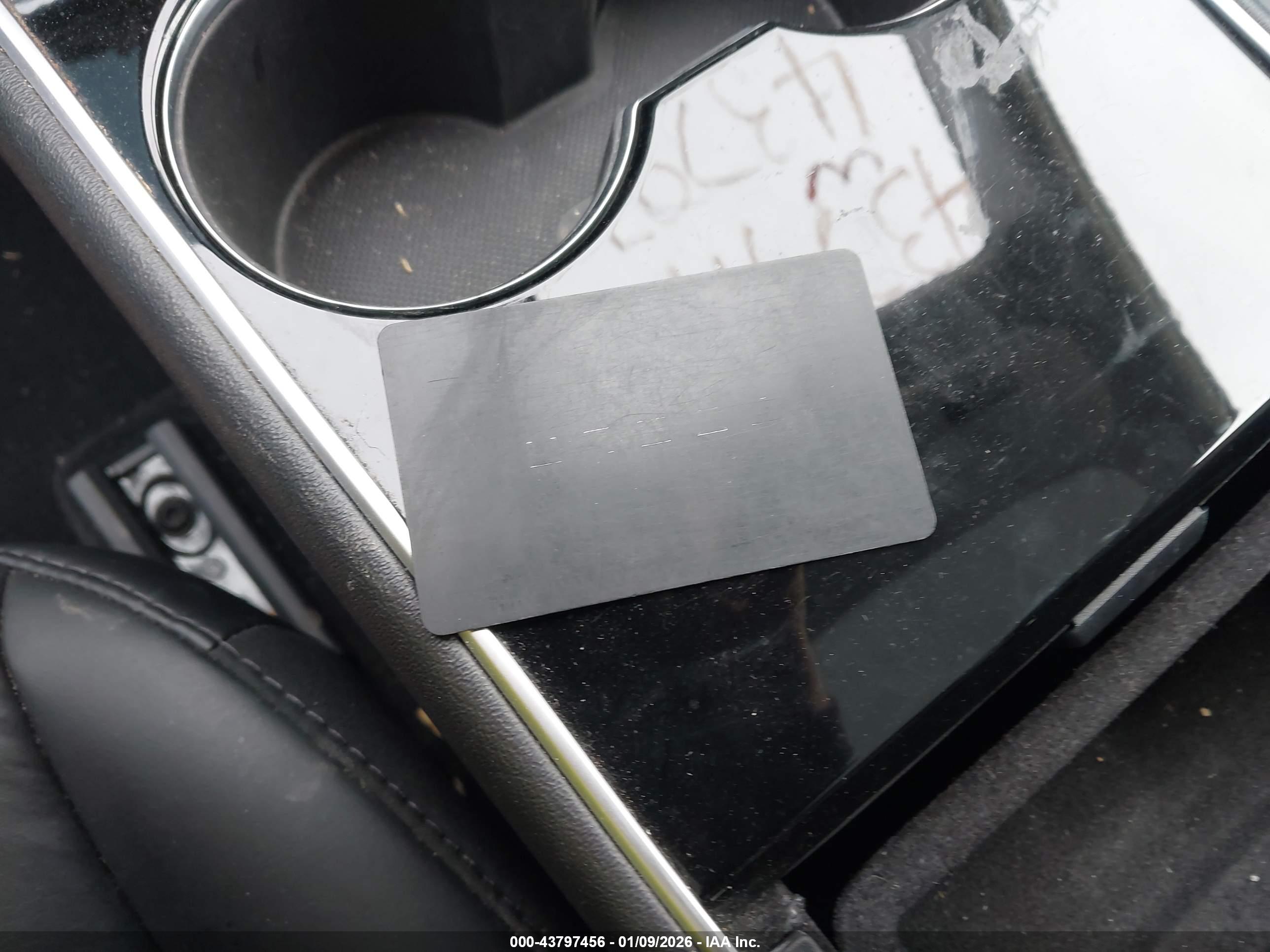 TESLA MODEL image 11