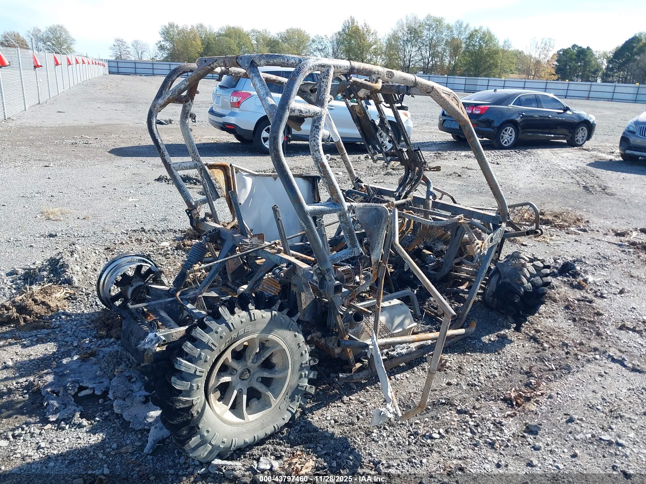 CAN-AM COMMANDER image 4