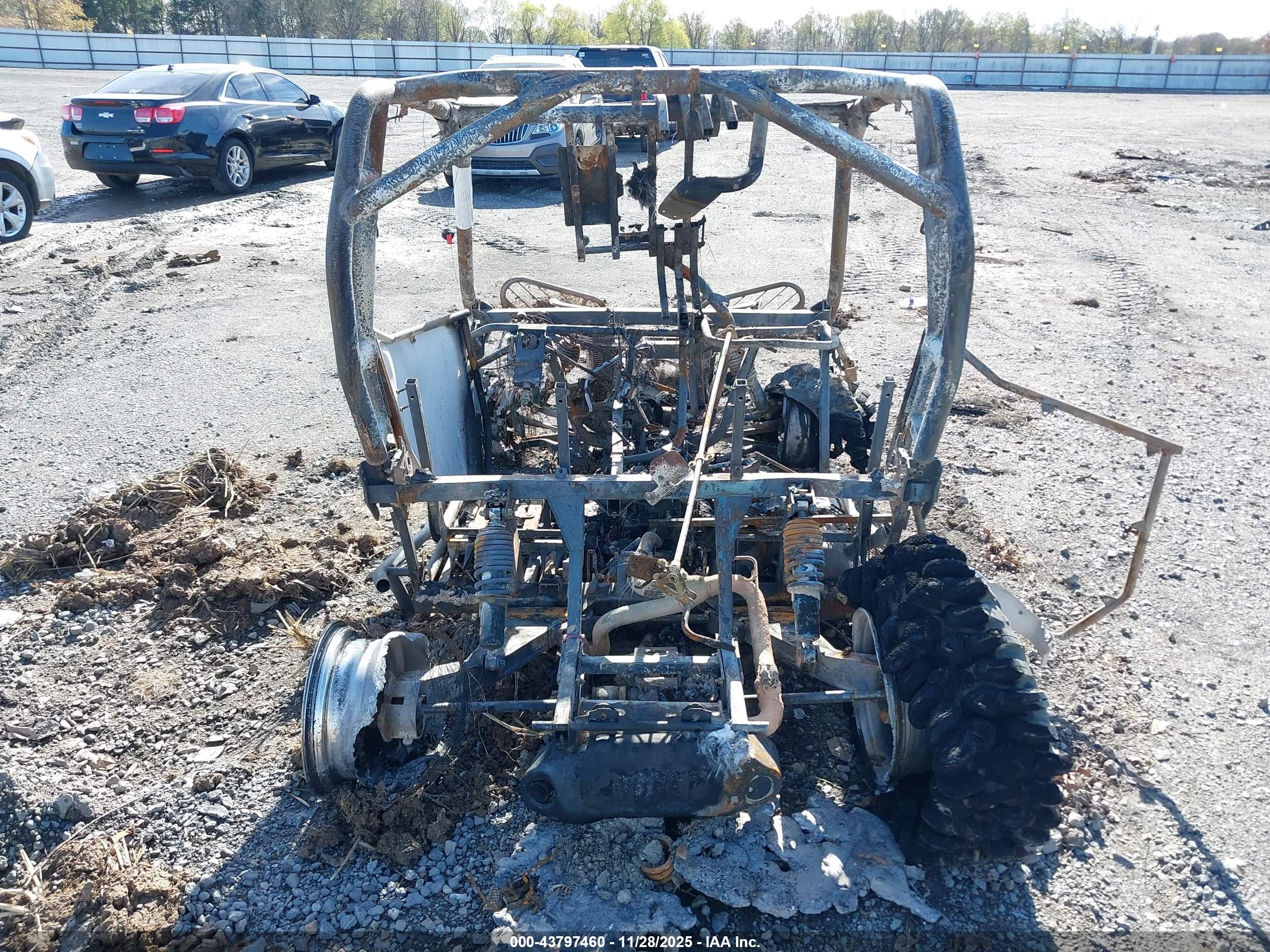 CAN-AM COMMANDER image 6