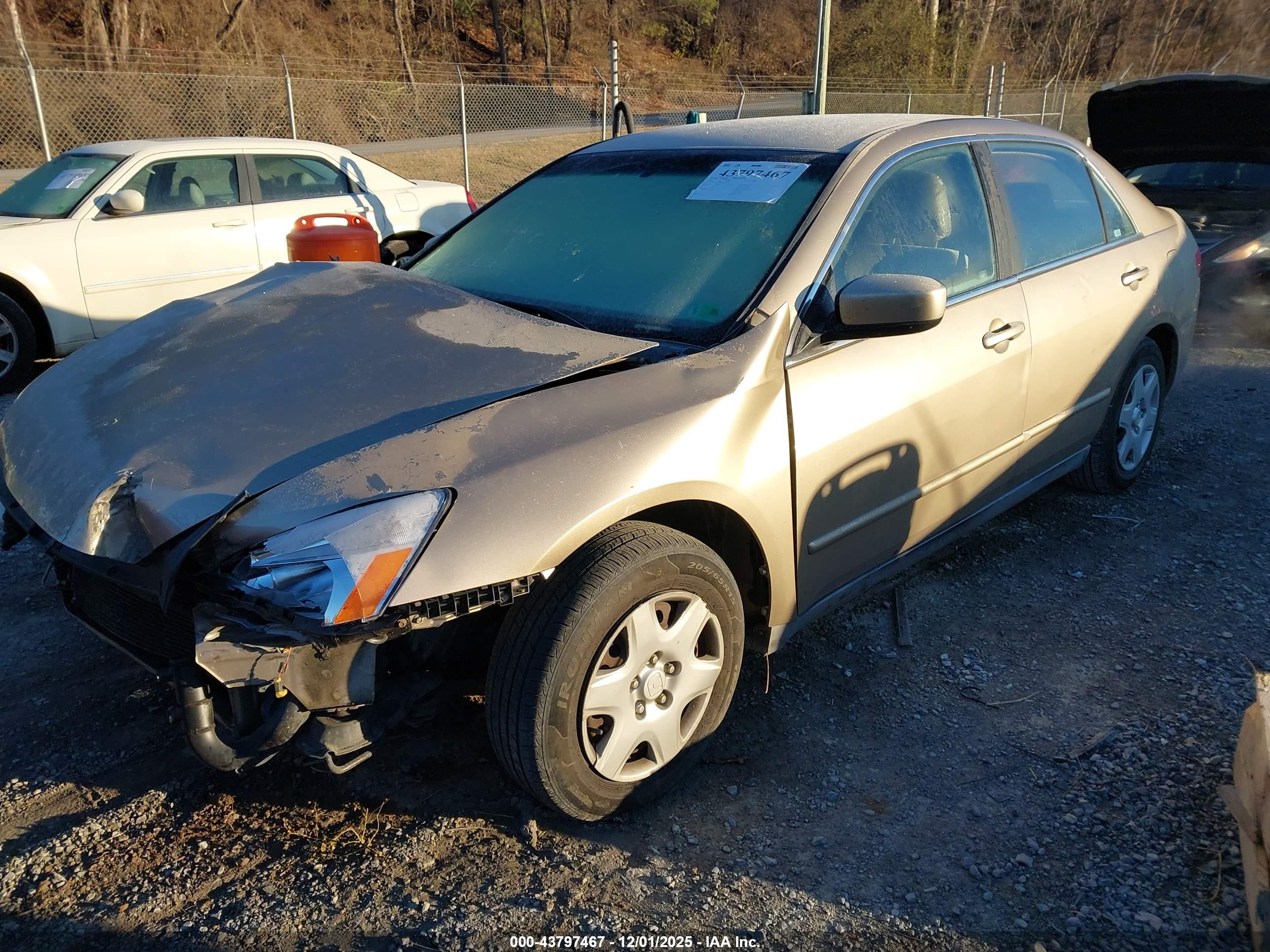 HONDA ACCORD image 2
