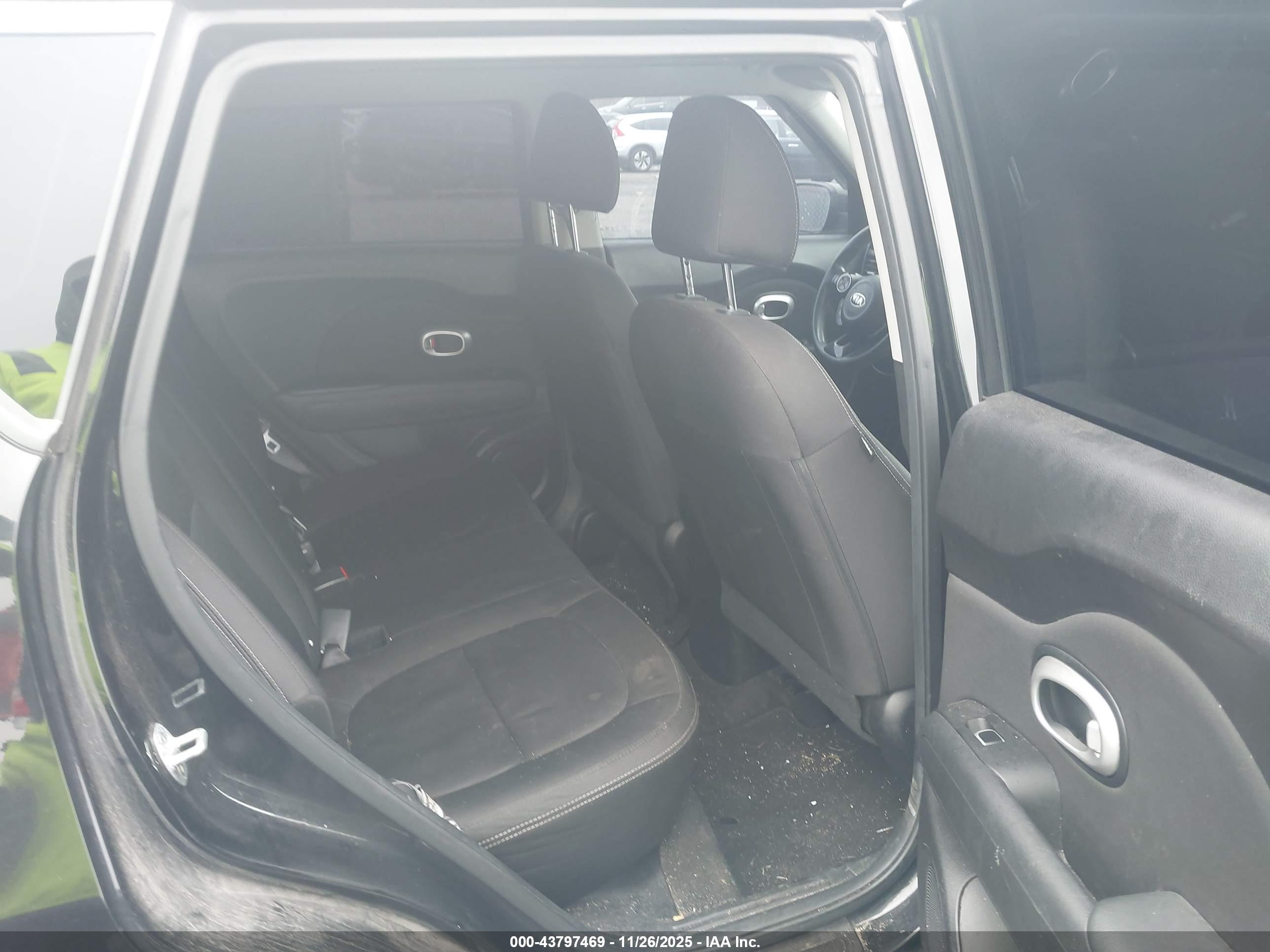 KIA SOUL image 8