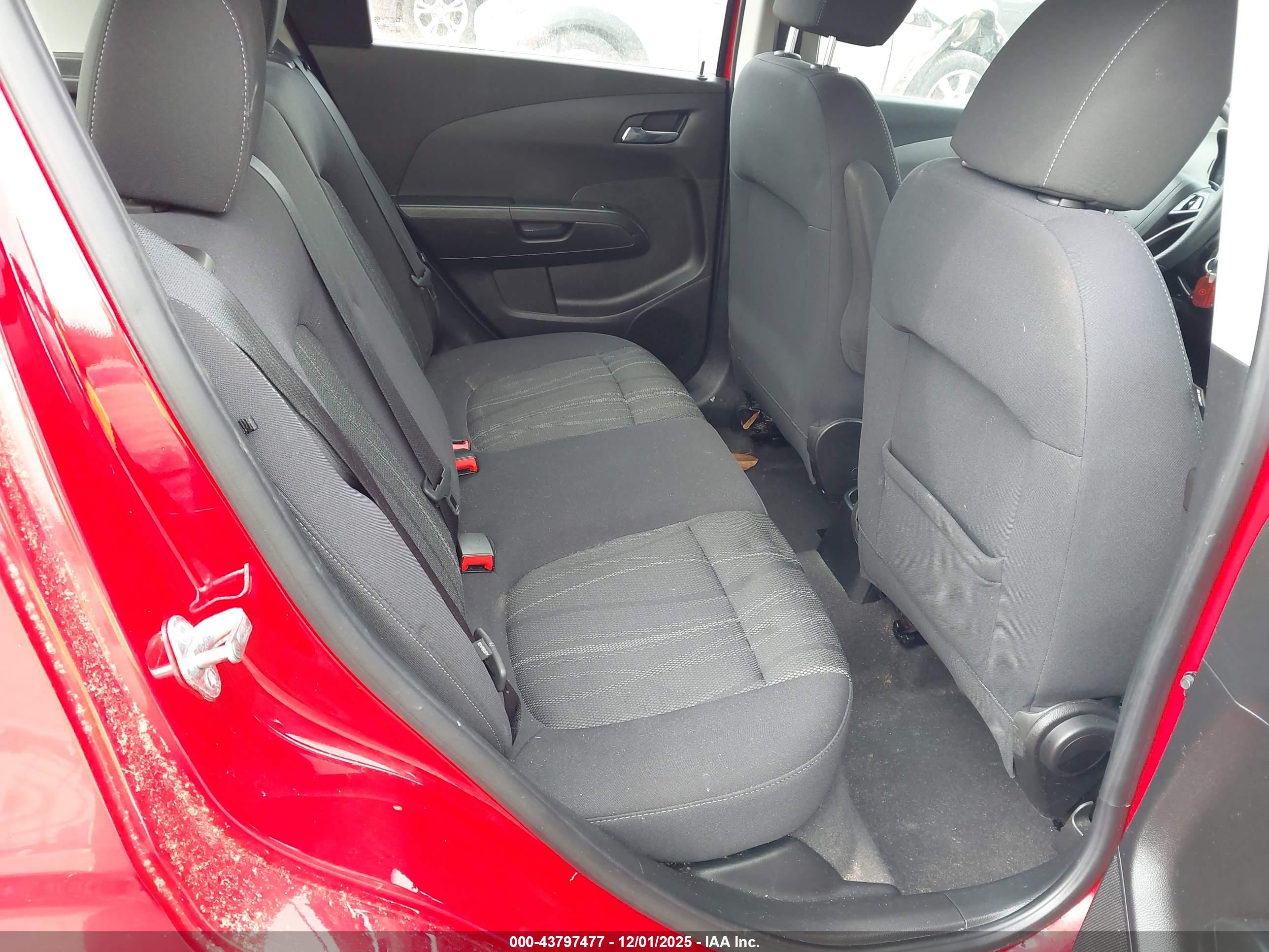 CHEVROLET SONIC image 8