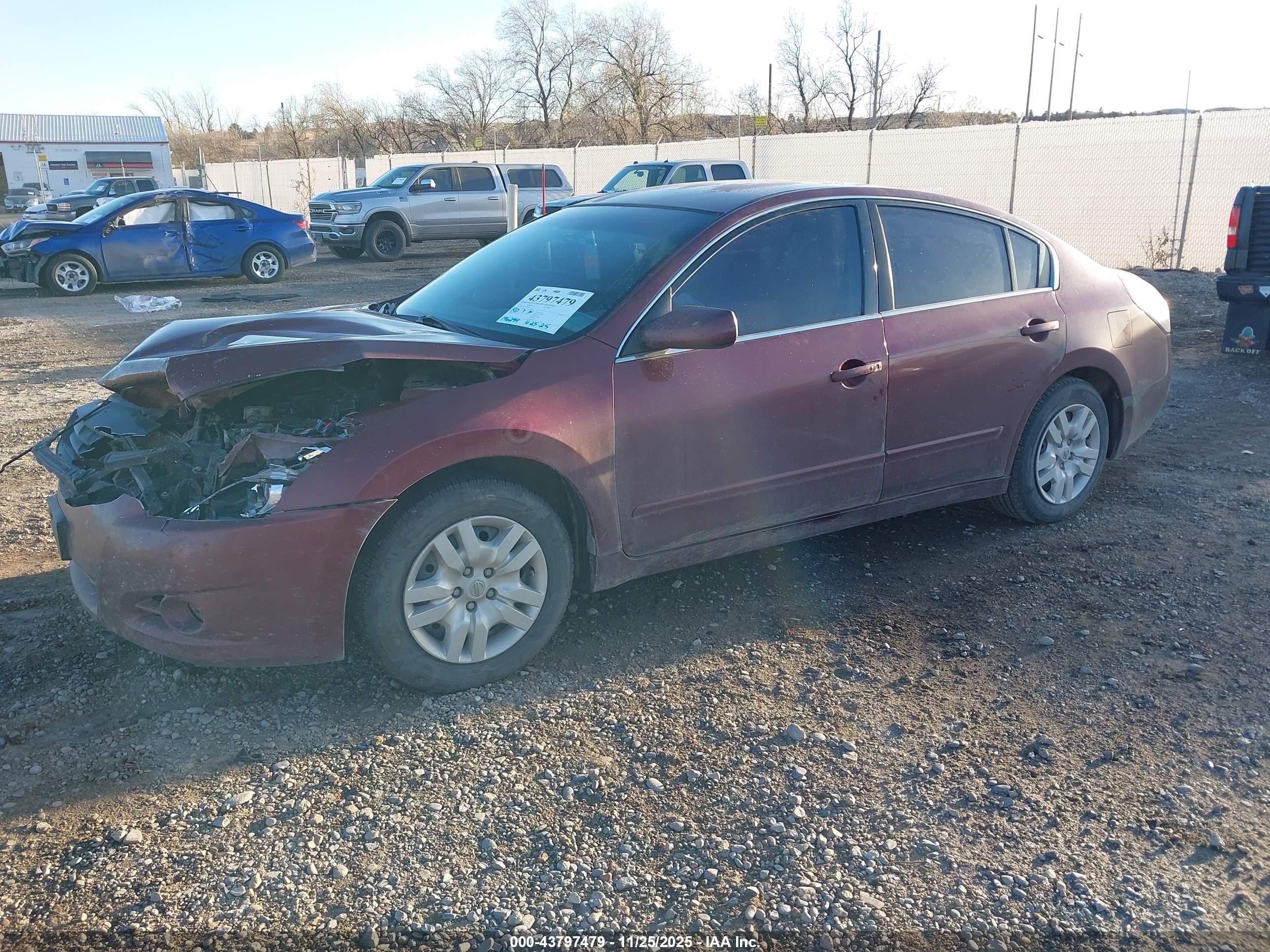 NISSAN ALTIMA image 2