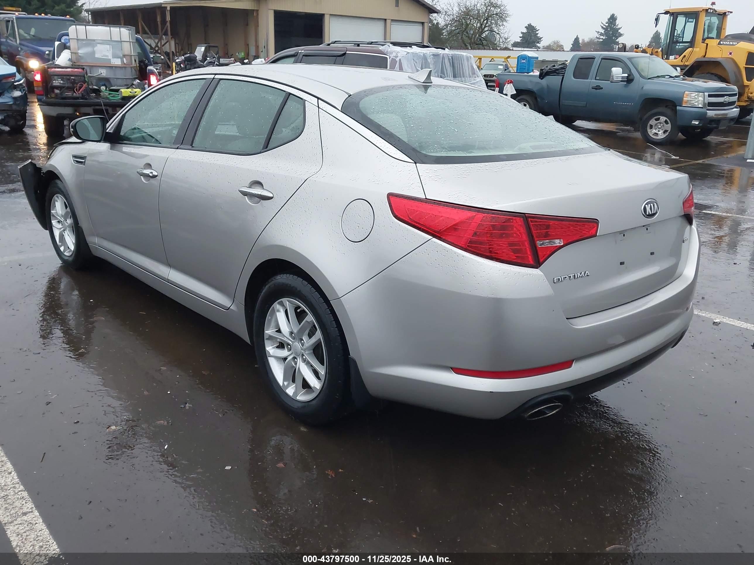 KIA OPTIMA image 3