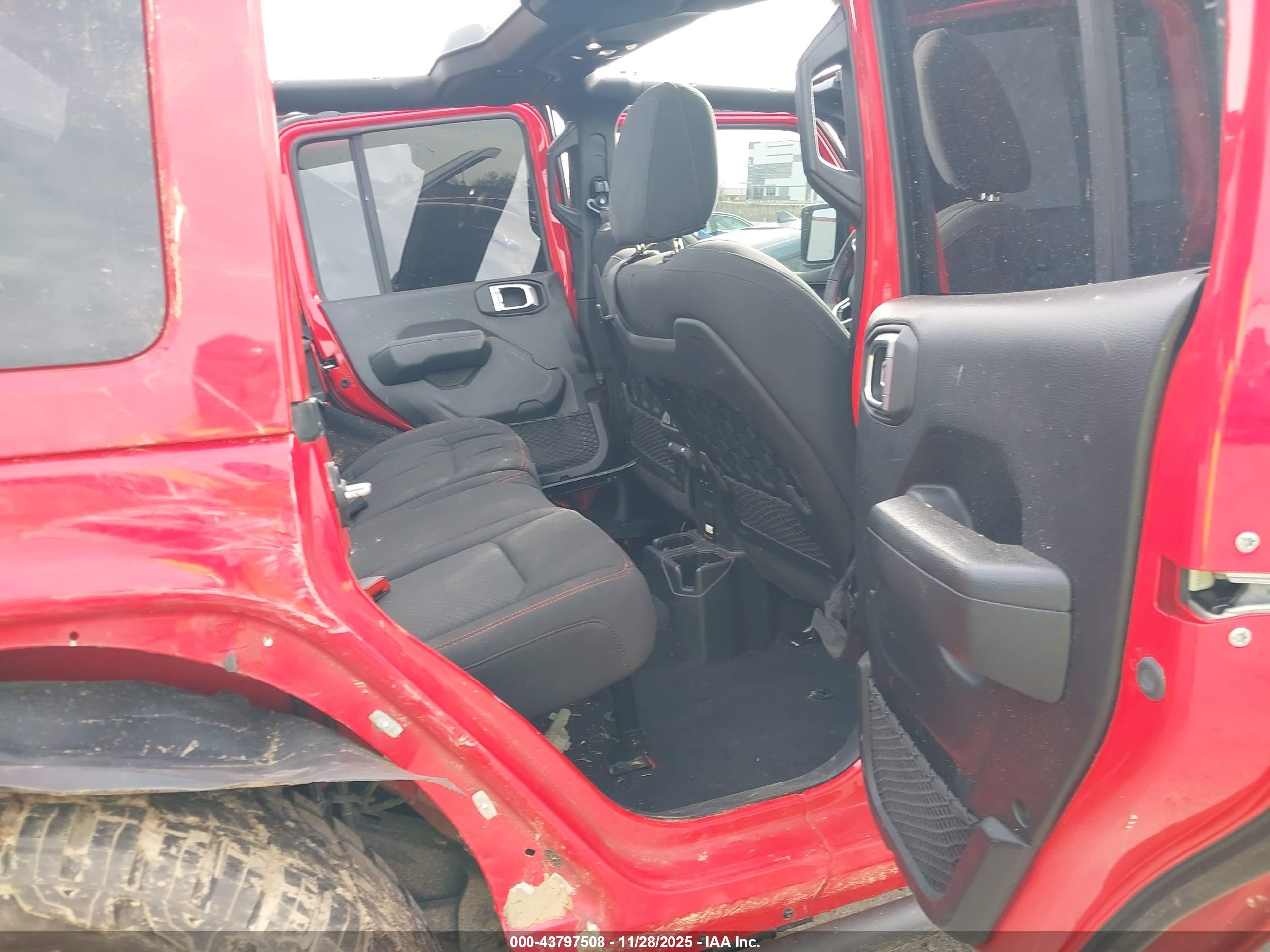 JEEP WRANGLER image 8