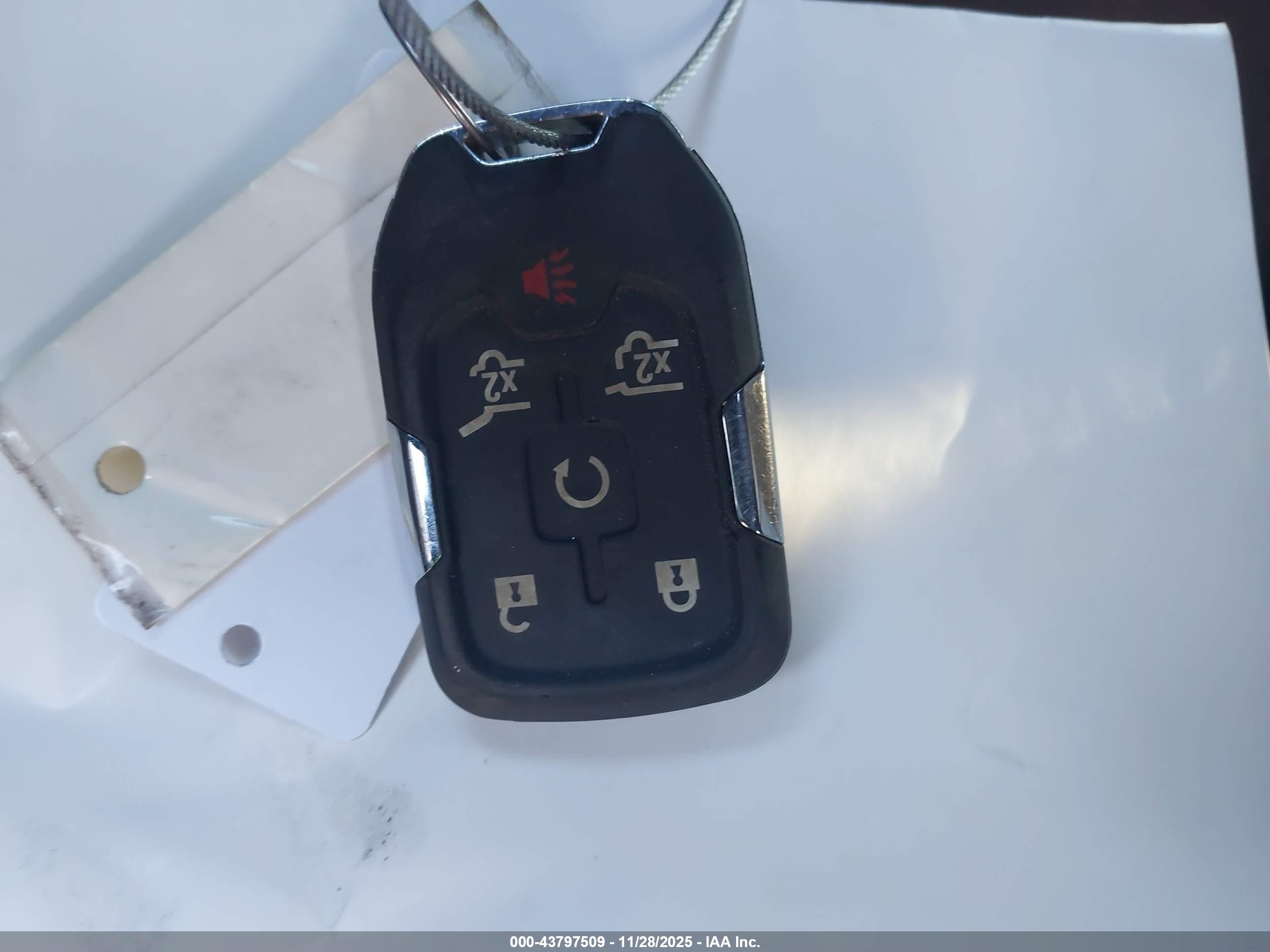 GMC YUKON image 11