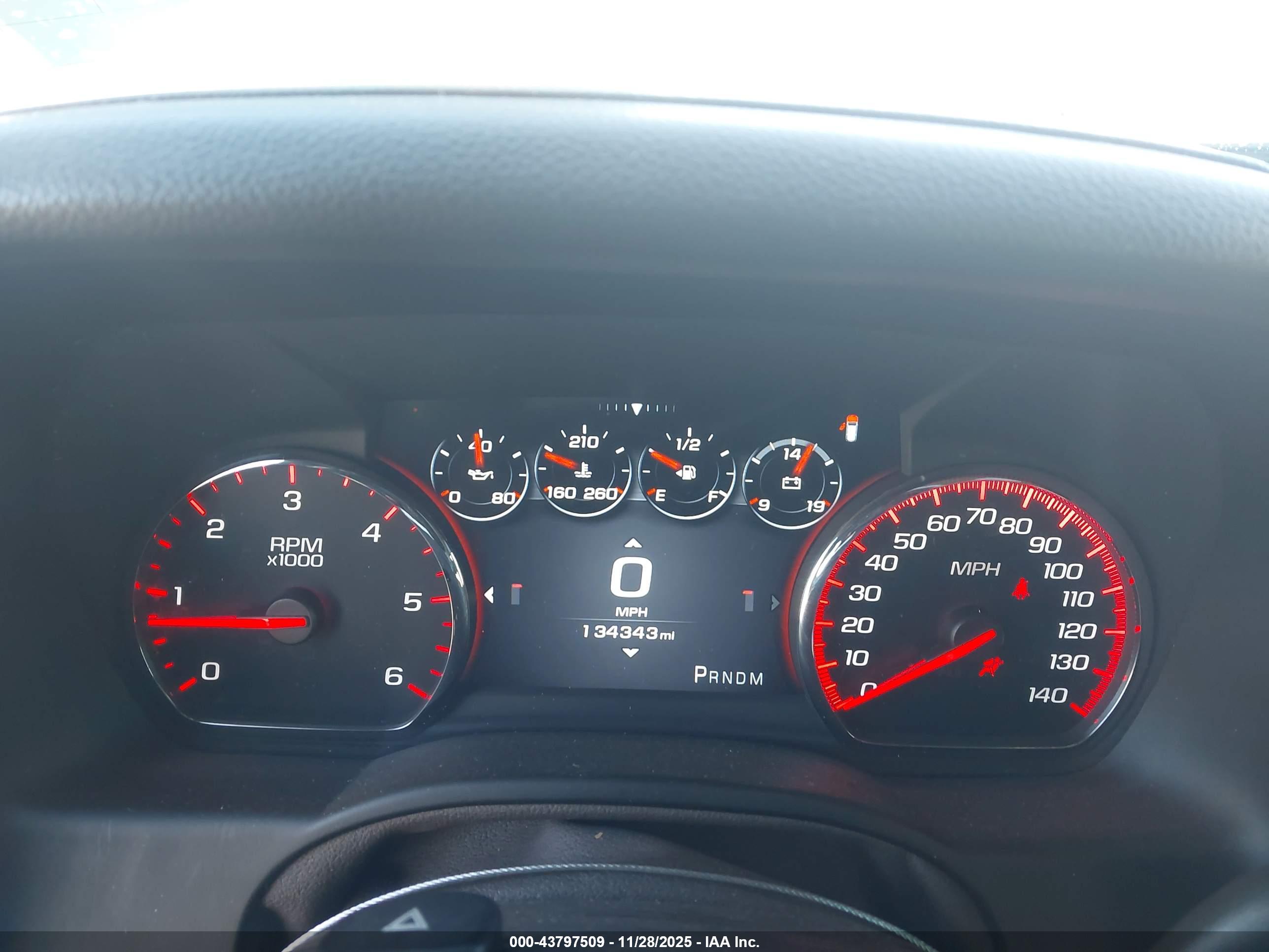 GMC YUKON image 7