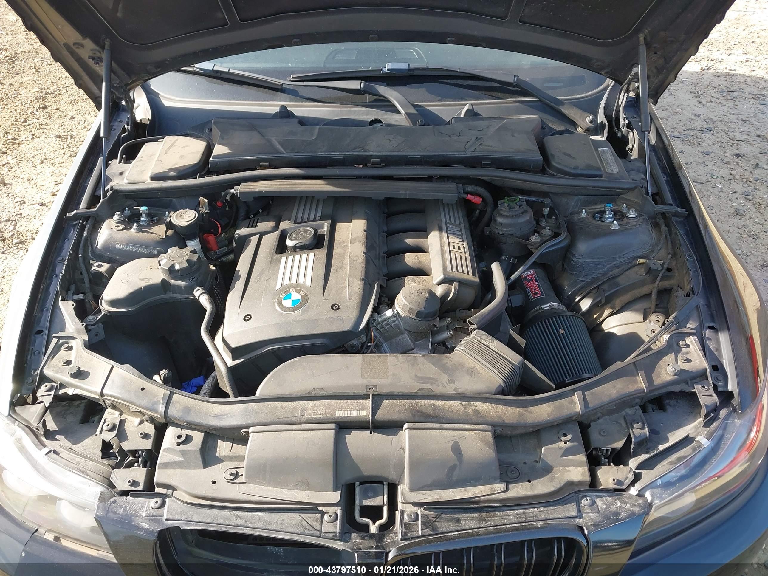 BMW 328I image 10