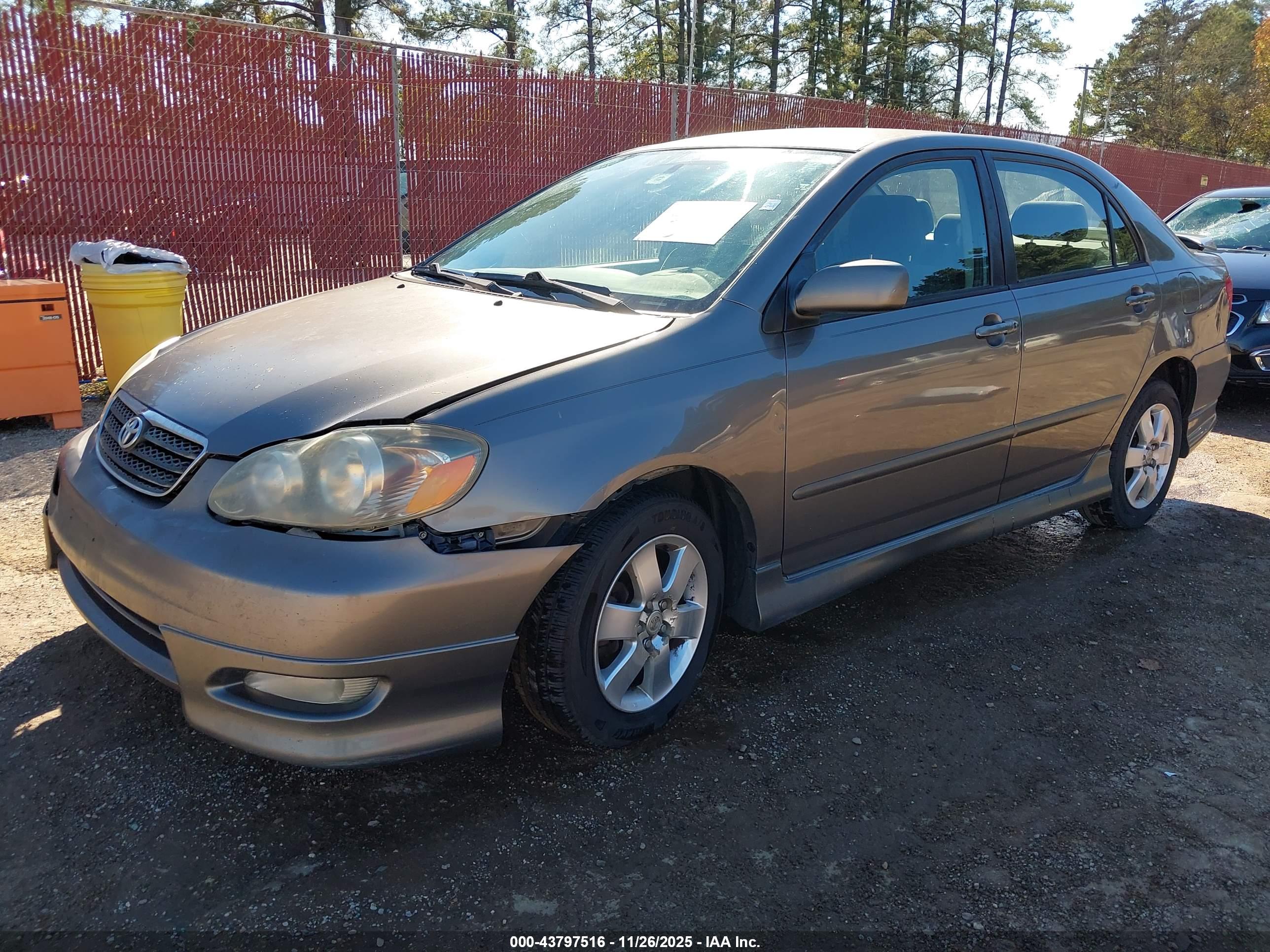 TOYOTA COROLLA image 2