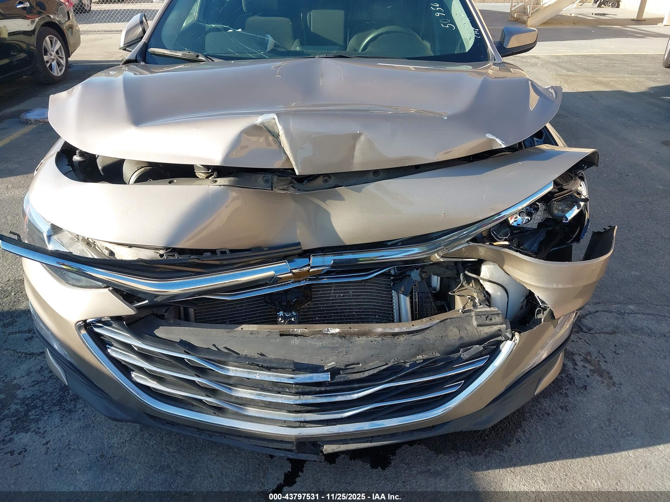 CHEVROLET MALIBU image 6
