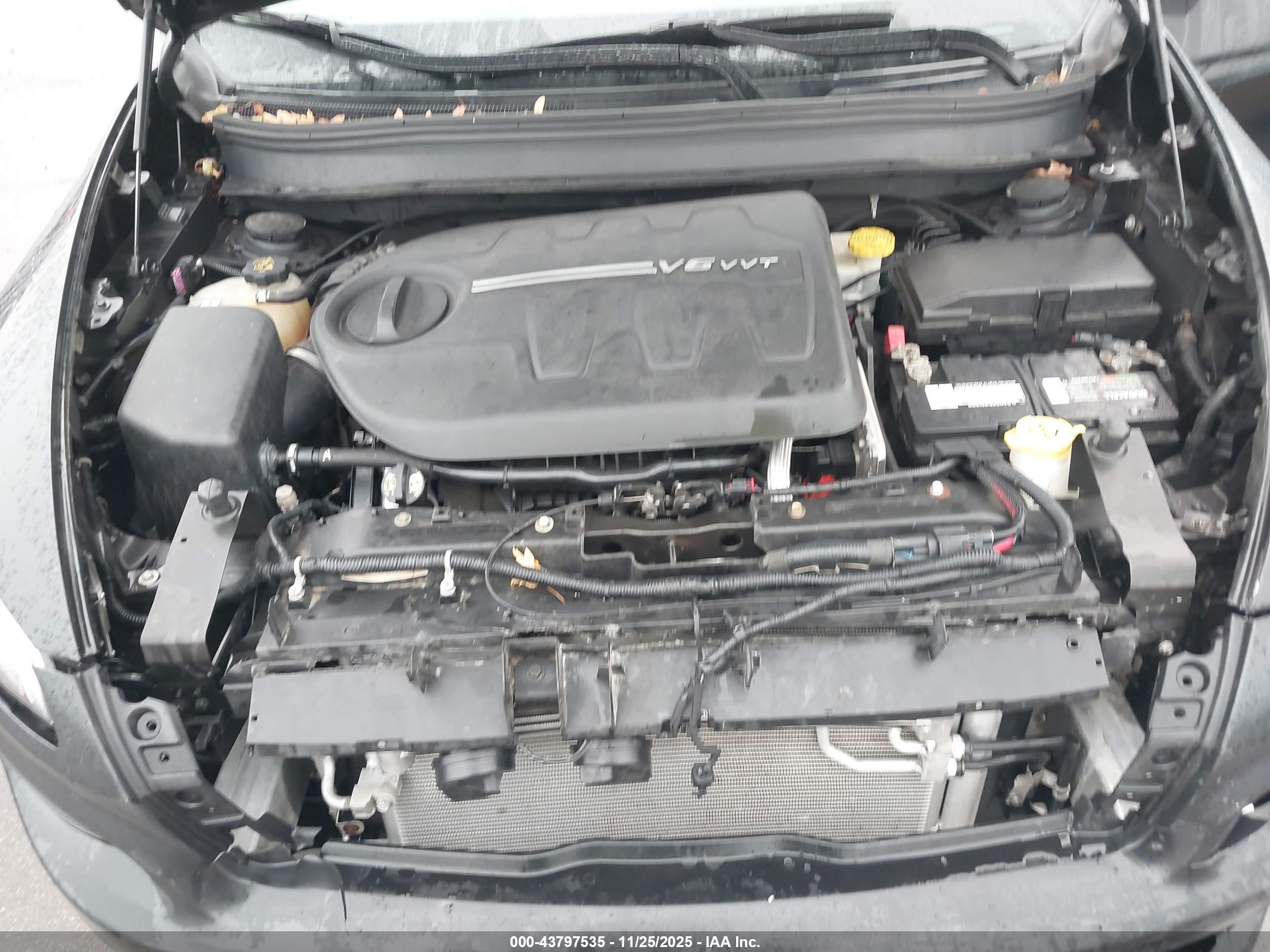 JEEP CHEROKEE image 10