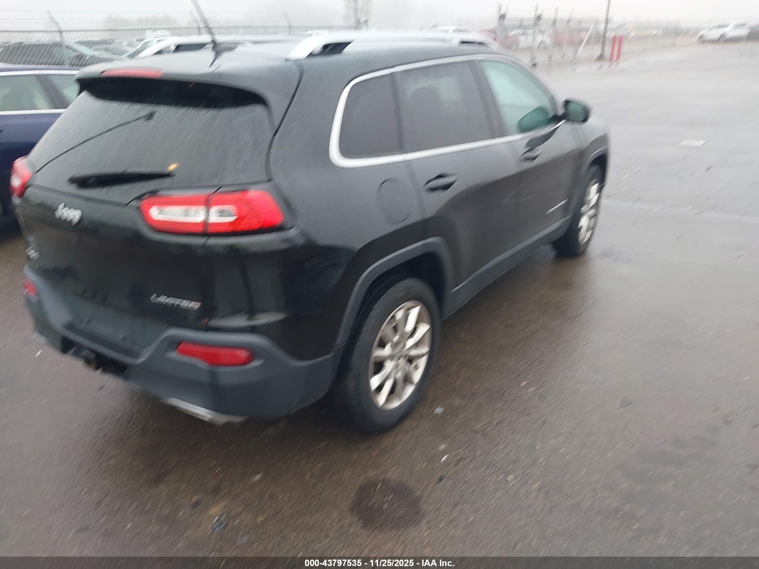 JEEP CHEROKEE image 4
