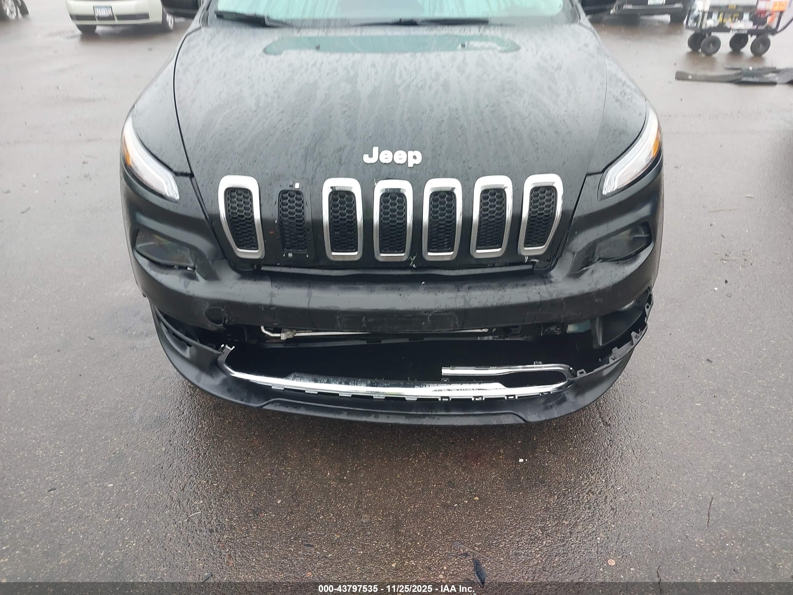 JEEP CHEROKEE image 6