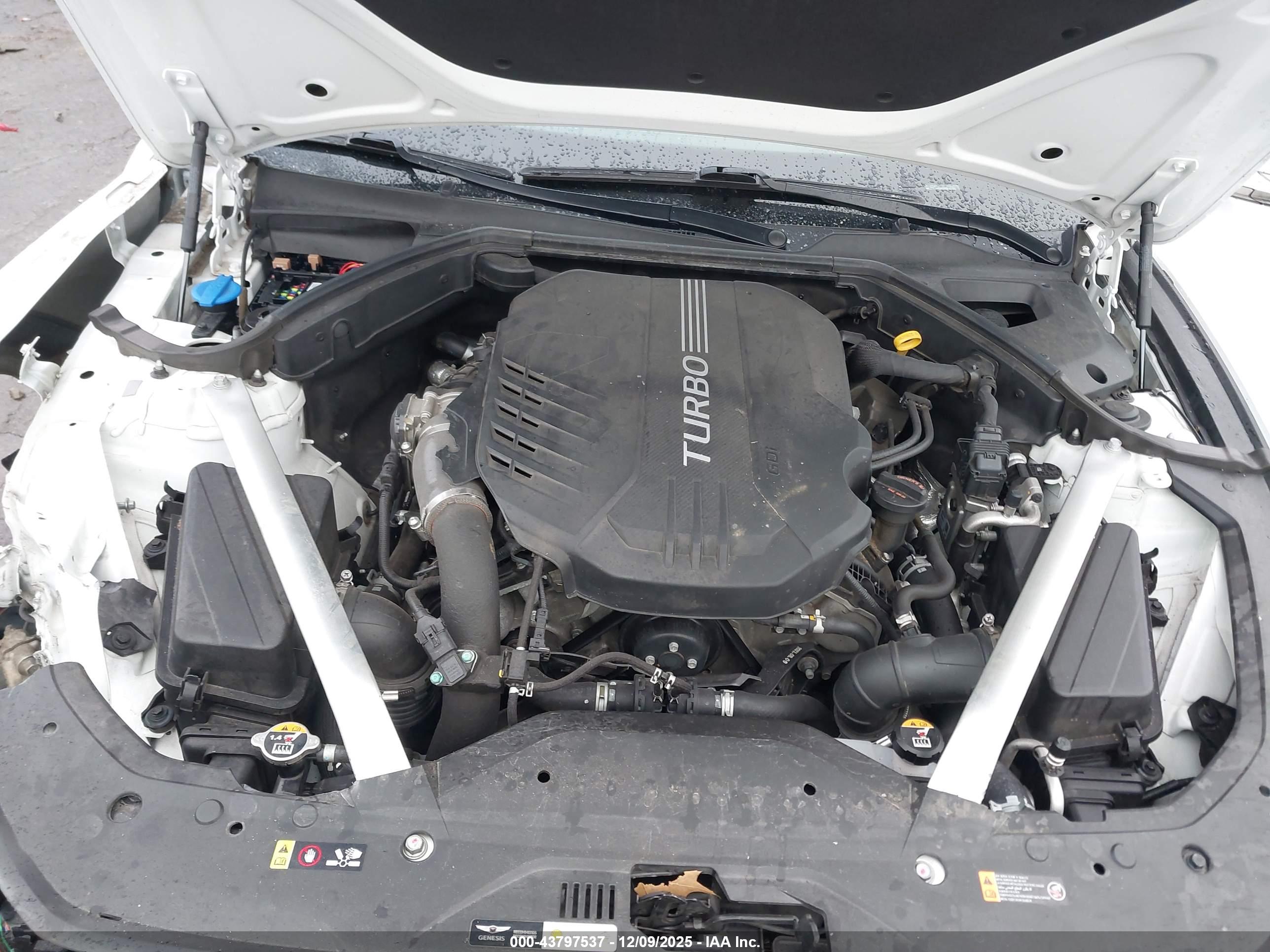 GENESIS G70 image 10